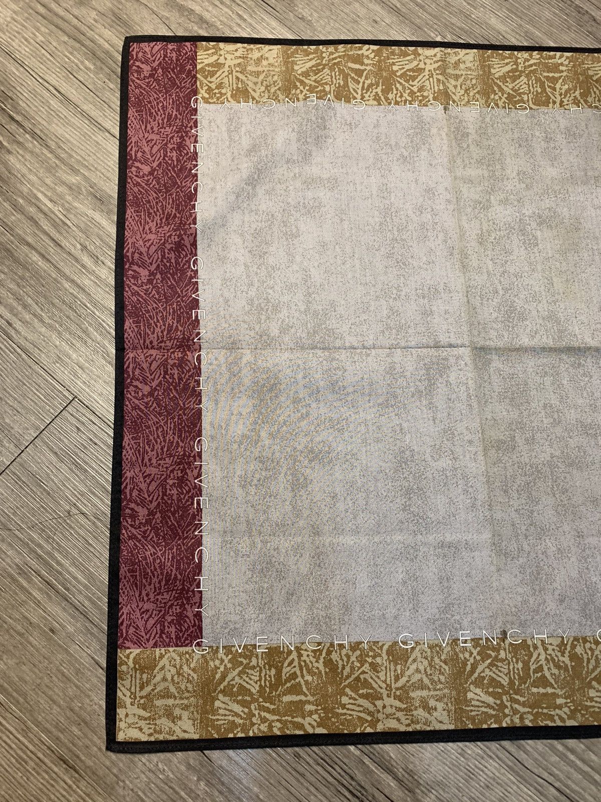 Designer Givenchy Handkerchief Pocketsquares Size ONE SIZE - 5 Thumbnail