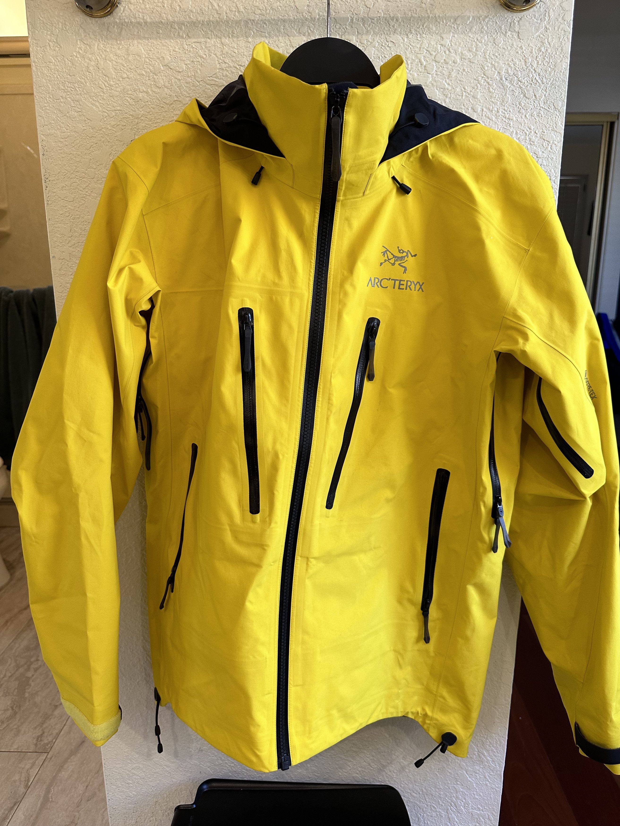 Arcteryx ski guide on sale jacket