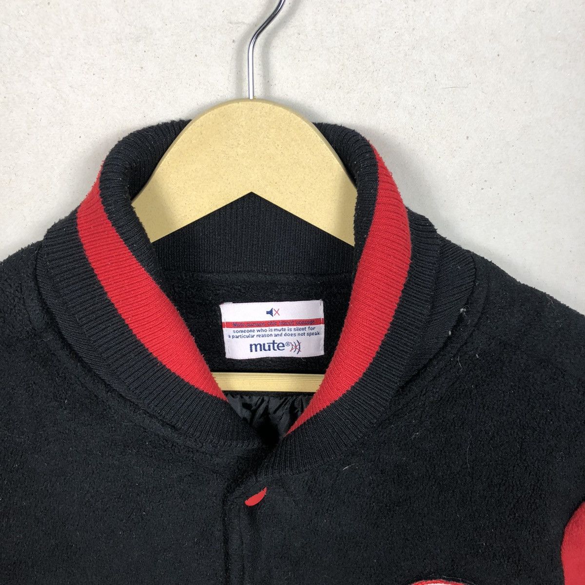 Japanese Brand Vintage Mute Varsity Jacket Stadium Jacket Winter Size US M / EU 48-50 / 2 - 7 Thumbnail