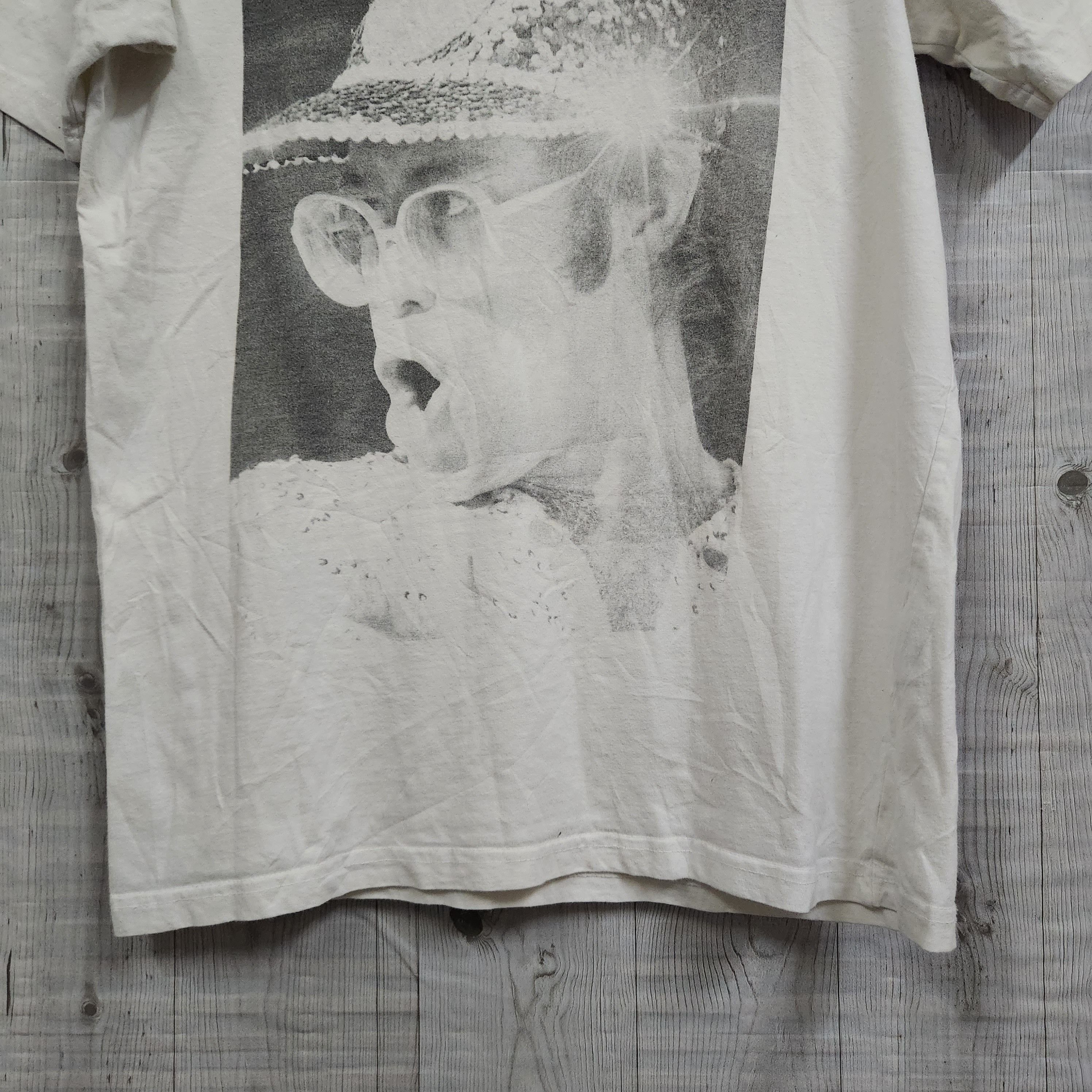 Band Tees Y2K Steal 🌟 Elton John Wow White TShirt Size US M / EU 48-50 / 2 - 13 Thumbnail