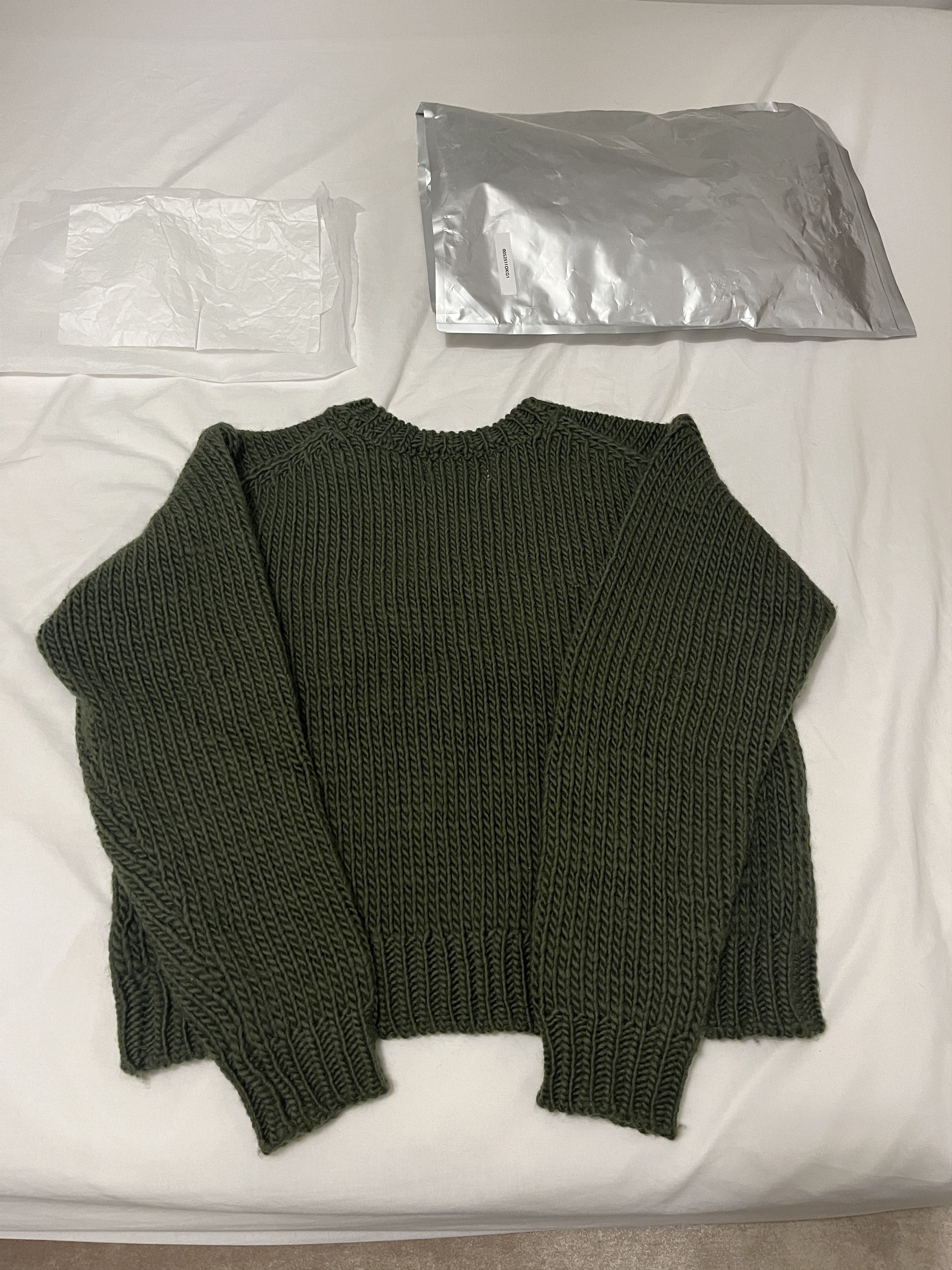 Vuja De LOW-GAUGE KNIT SWEATER (MOSS GREEN) Size US S / EU 44-46 / 1 - 4 Thumbnail