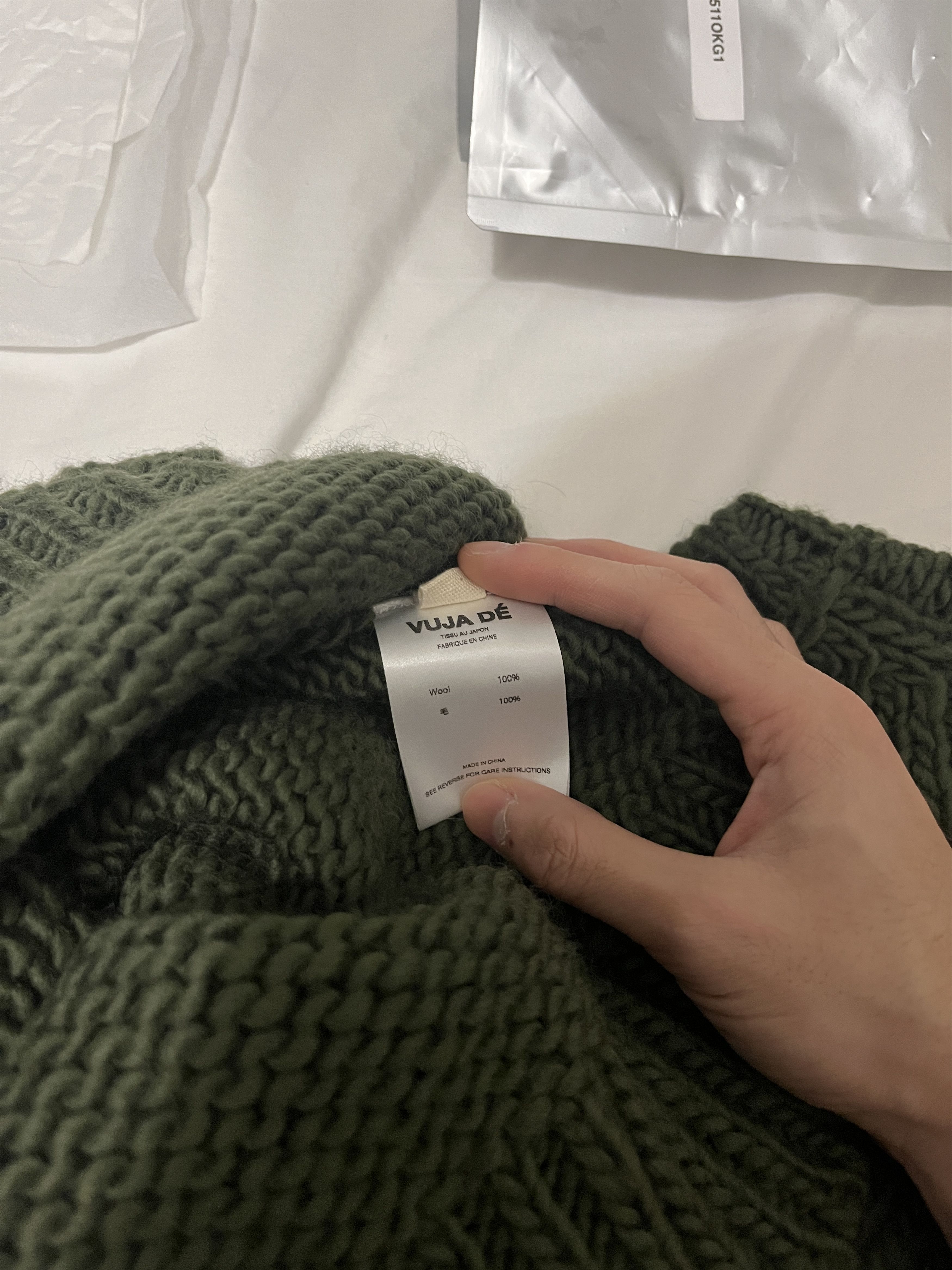 Vuja De LOW-GAUGE KNIT SWEATER (MOSS GREEN) Size US S / EU 44-46 / 1 - 7 Thumbnail