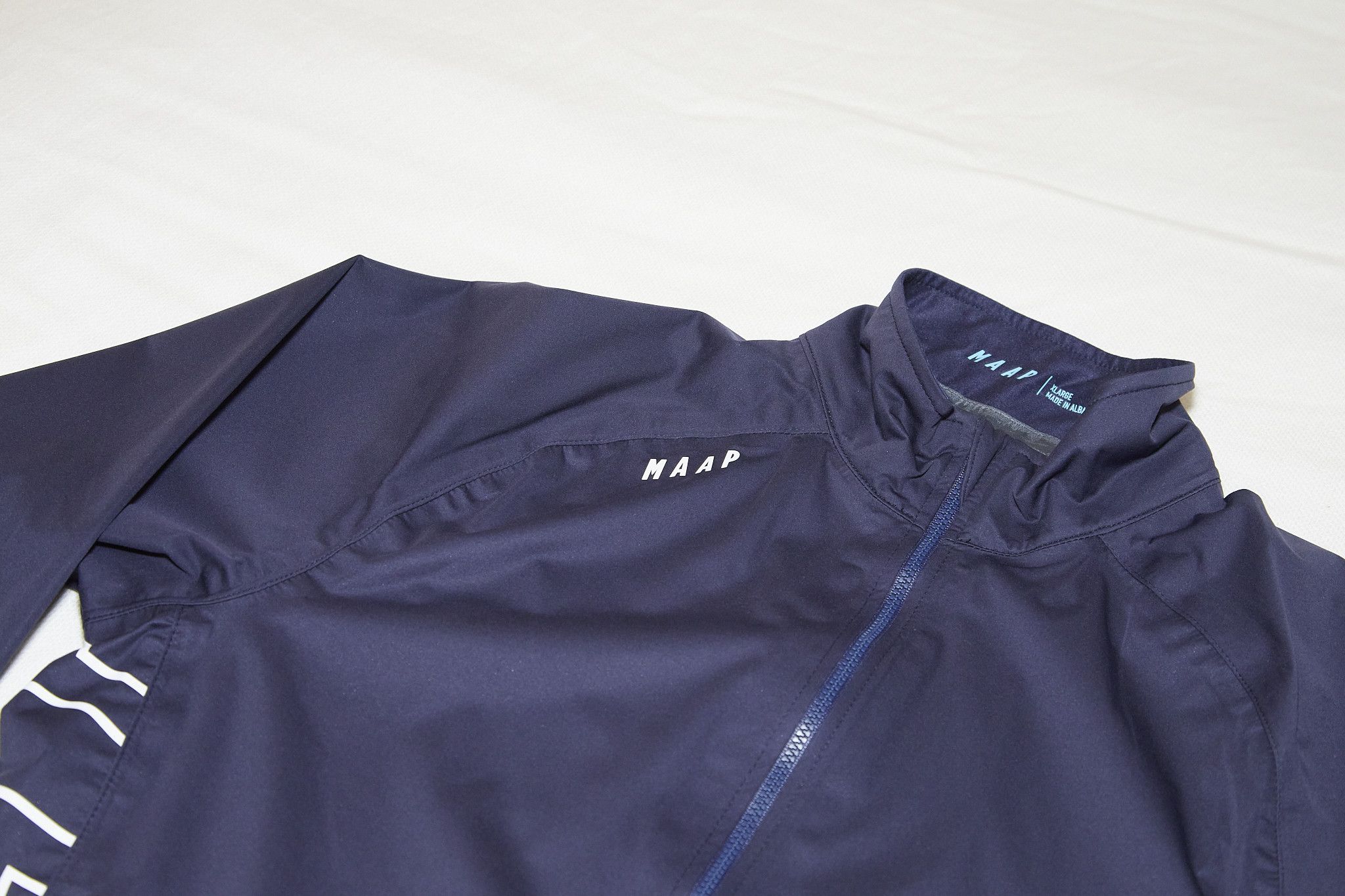 Cafe du Cycliste MAAP Outline Jacket 2.0 (XL) | Grailed