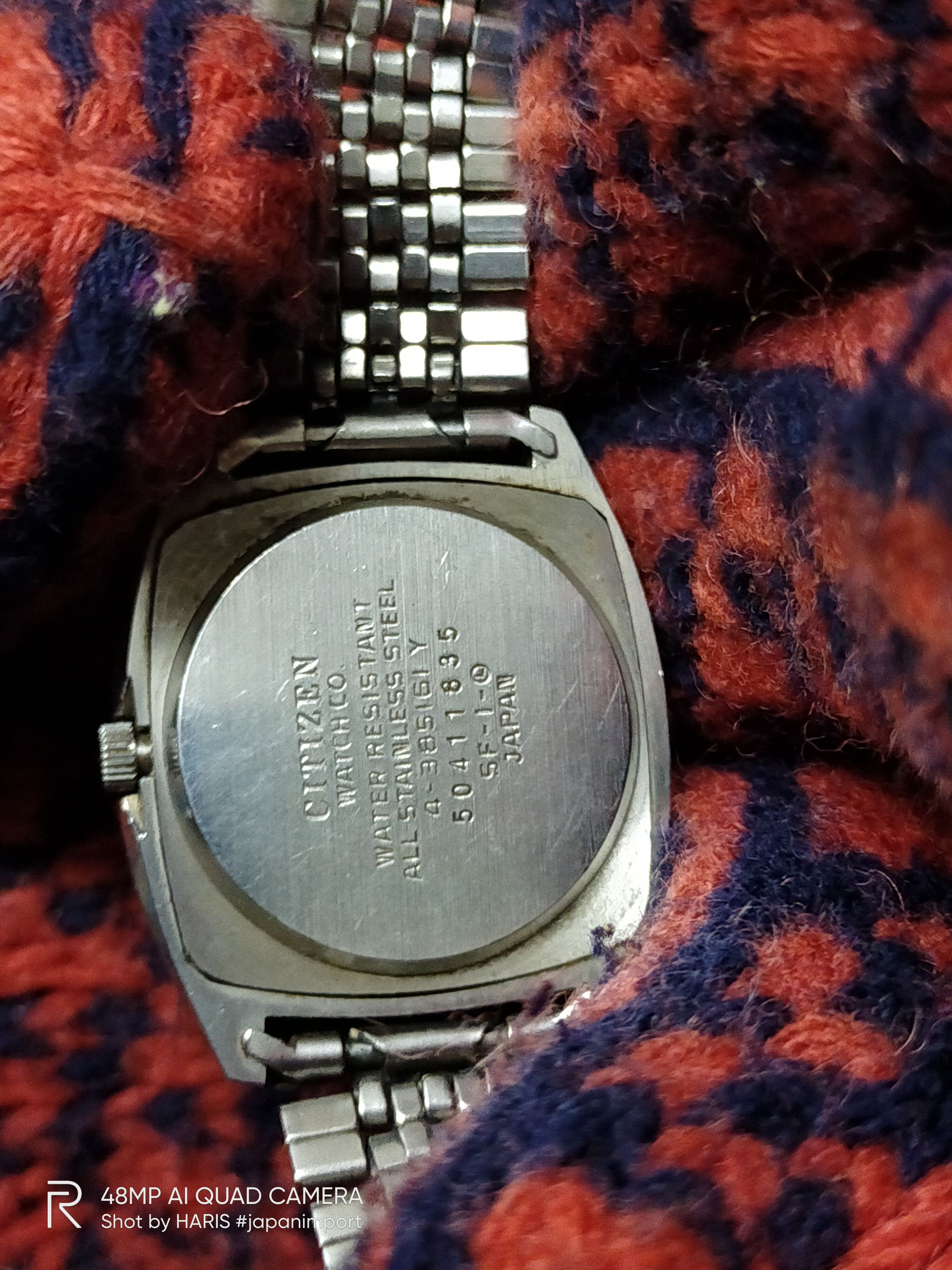 RETRO WATCH BY CITIZEN JAPAN. AUTHENTIC ITEM
