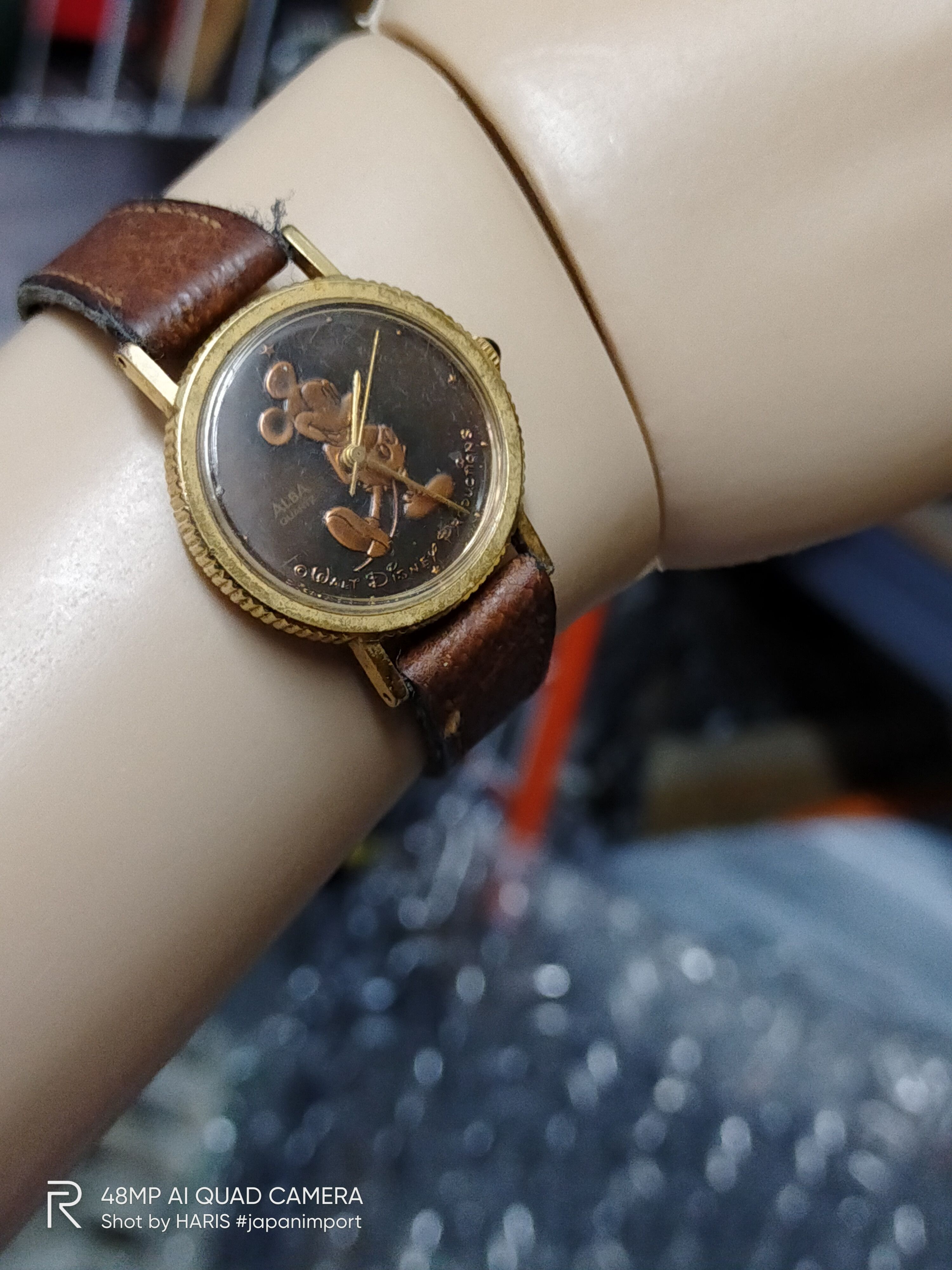 image of Retro Watchalba Vintage Collaboration Mickey in Brown, Men's