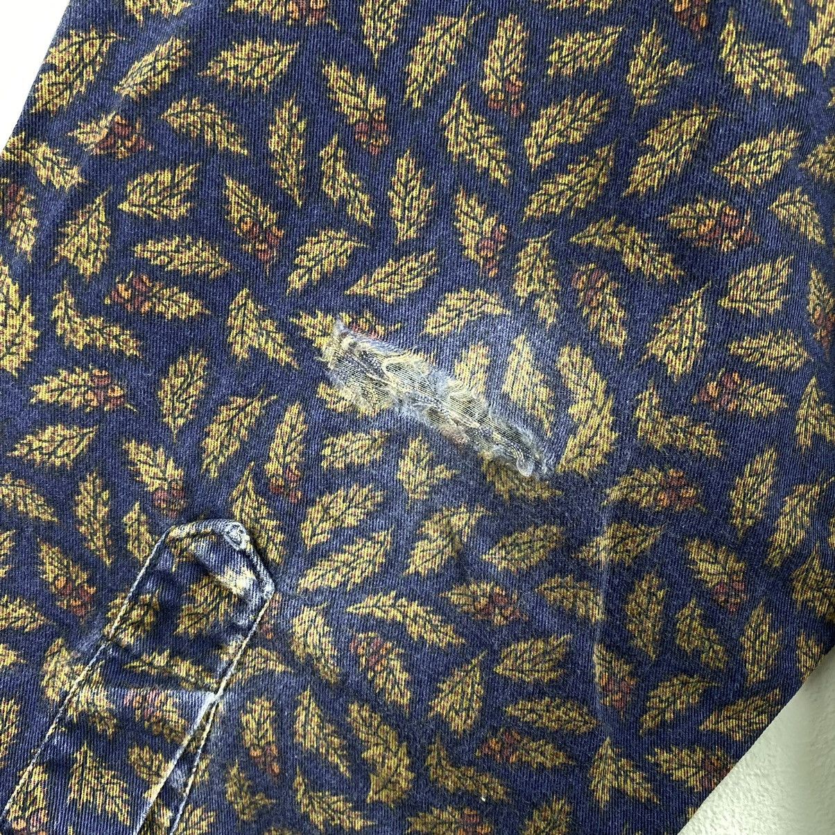 Polo Ralph Lauren Vtg RALPH LAUREN CHAPS Usa Leaf Overprint Design Button Up Size US L / EU 52-54 / 3 - 3 Thumbnail