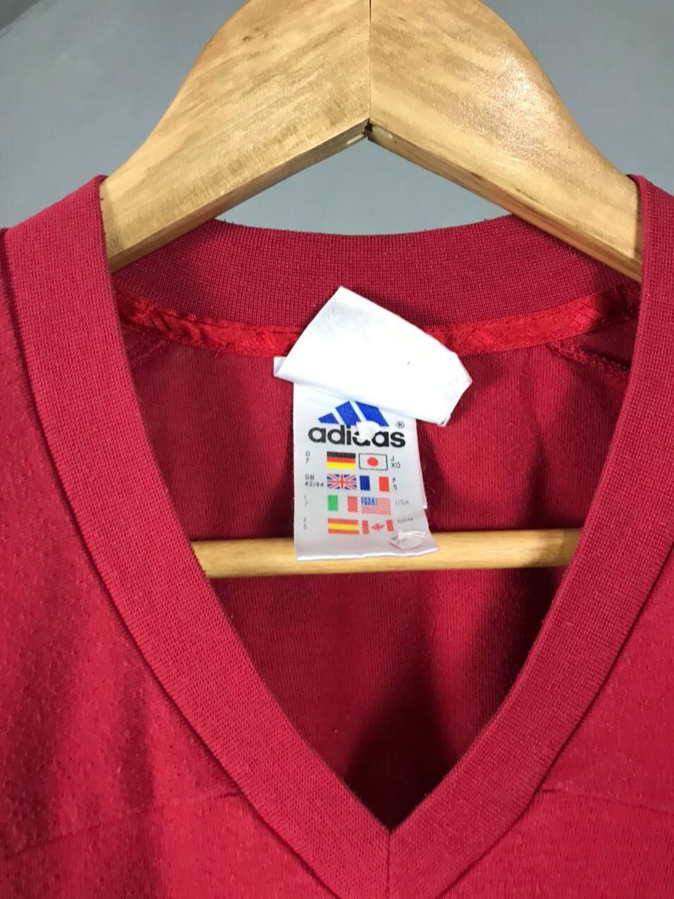 Adidas Adidas vintage sportwear tee Size US L / EU 52-54 / 3 - 4 Thumbnail
