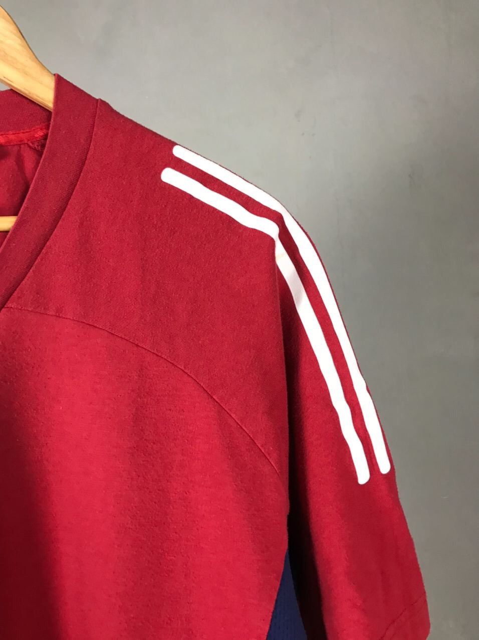 Adidas Adidas vintage sportwear tee Size US L / EU 52-54 / 3 - 3 Thumbnail