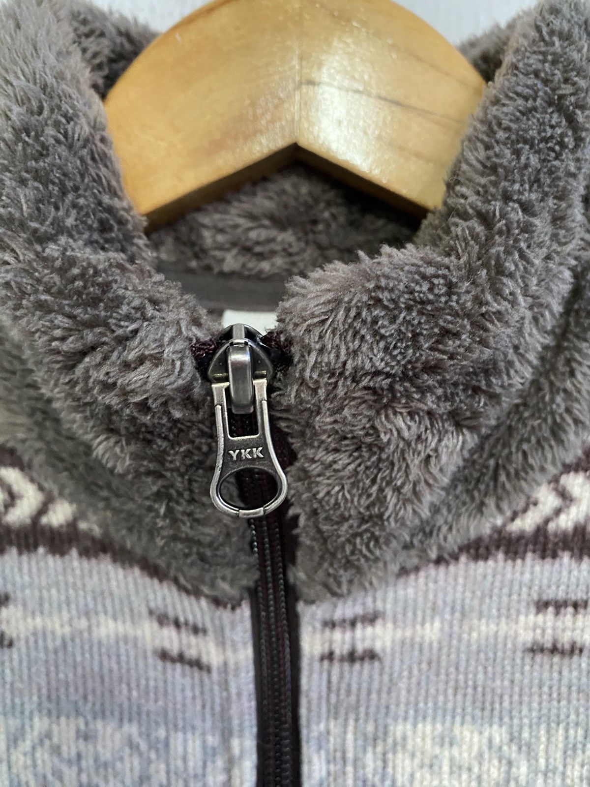 Japanese Brand Japanese Brand UNIQLO Fur Vest Size US M / EU 48-50 / 2 - 3 Thumbnail