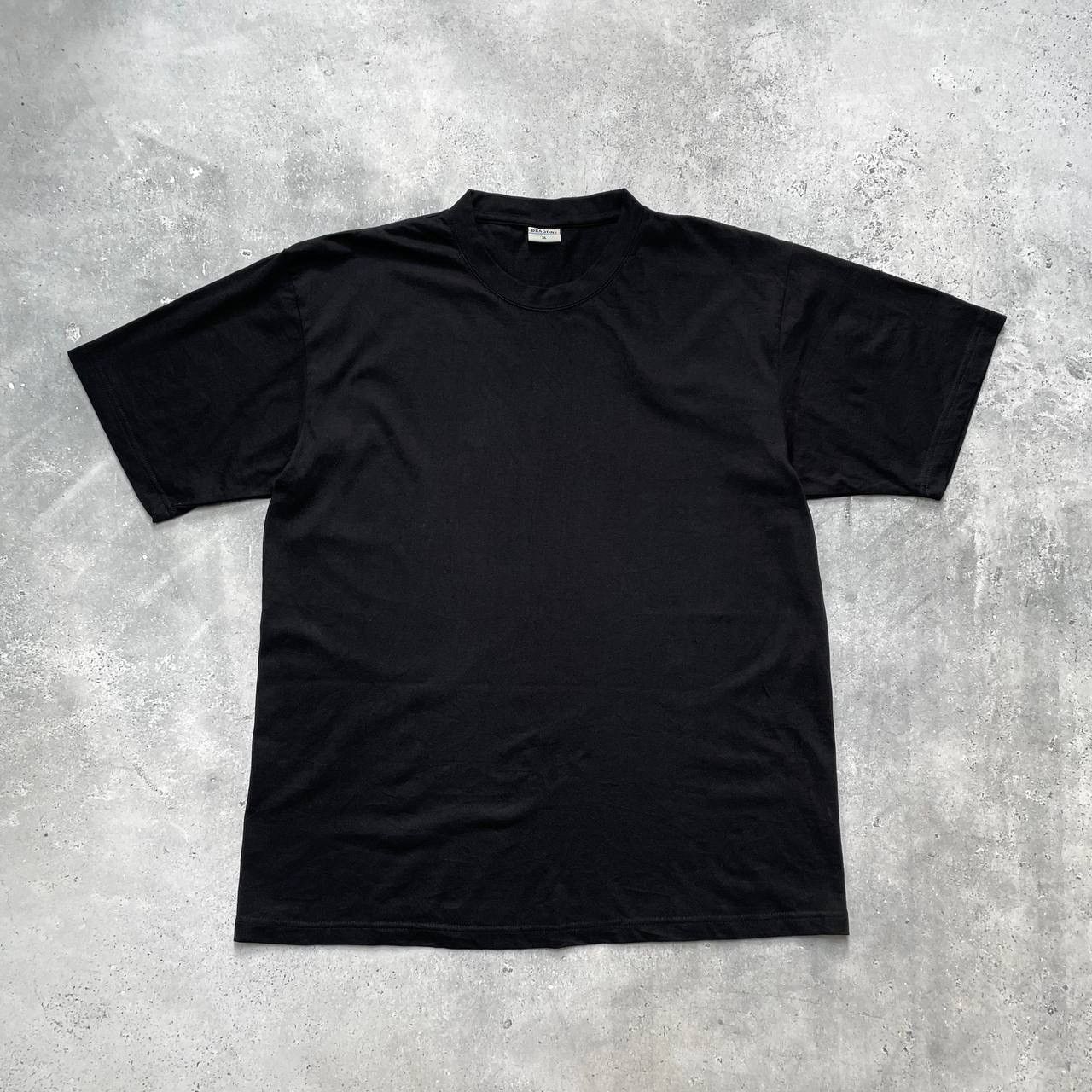 Vintage Vintage Blank T Shirt Black Size XL Size US XL / EU 56 / 4 - 1 Thumbnail