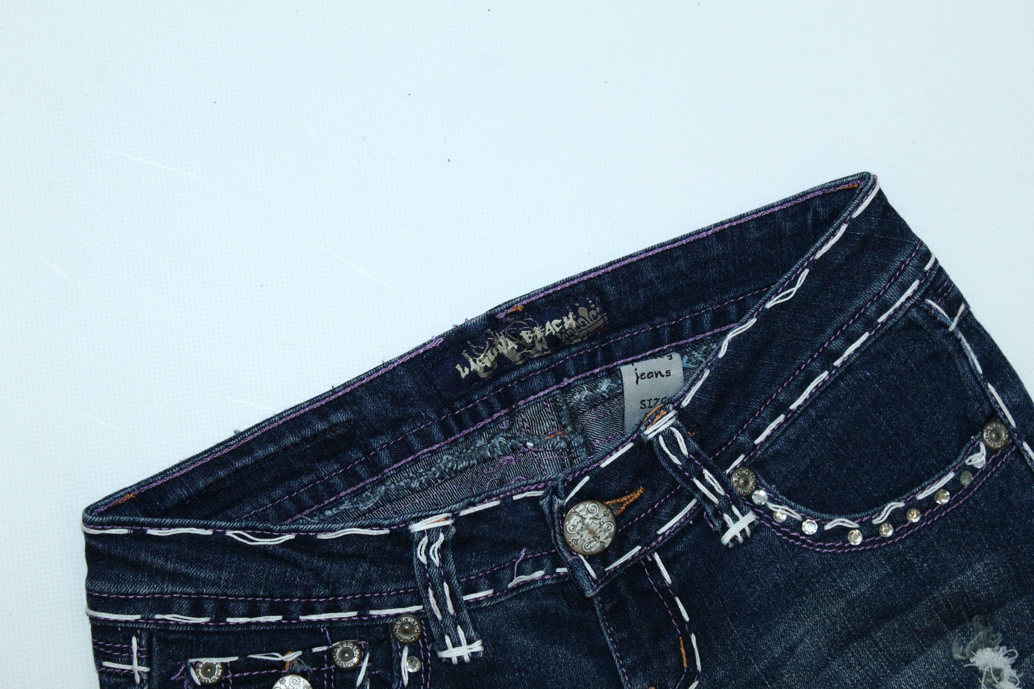 True Religion VTG Laguna Beach Jeans straight leg Distressed washed denim Size 27" / US 4 / IT 40 - 7 Thumbnail