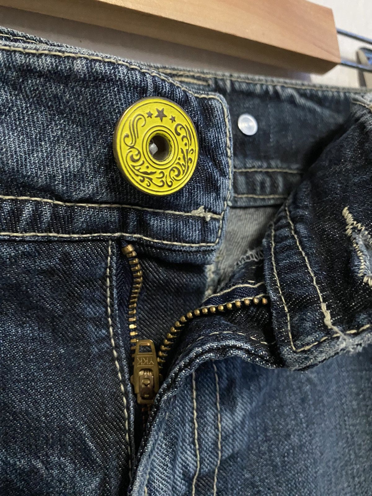Japanese Brand Peace Love Jeans Flower Embroidery Distressed Denim Jeans Size 36" / US 14 / IT 50 - 13 Thumbnail