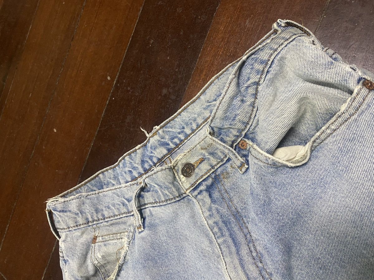 Rare vintage LEVIS JEANS DISTRESSED SUN FADED