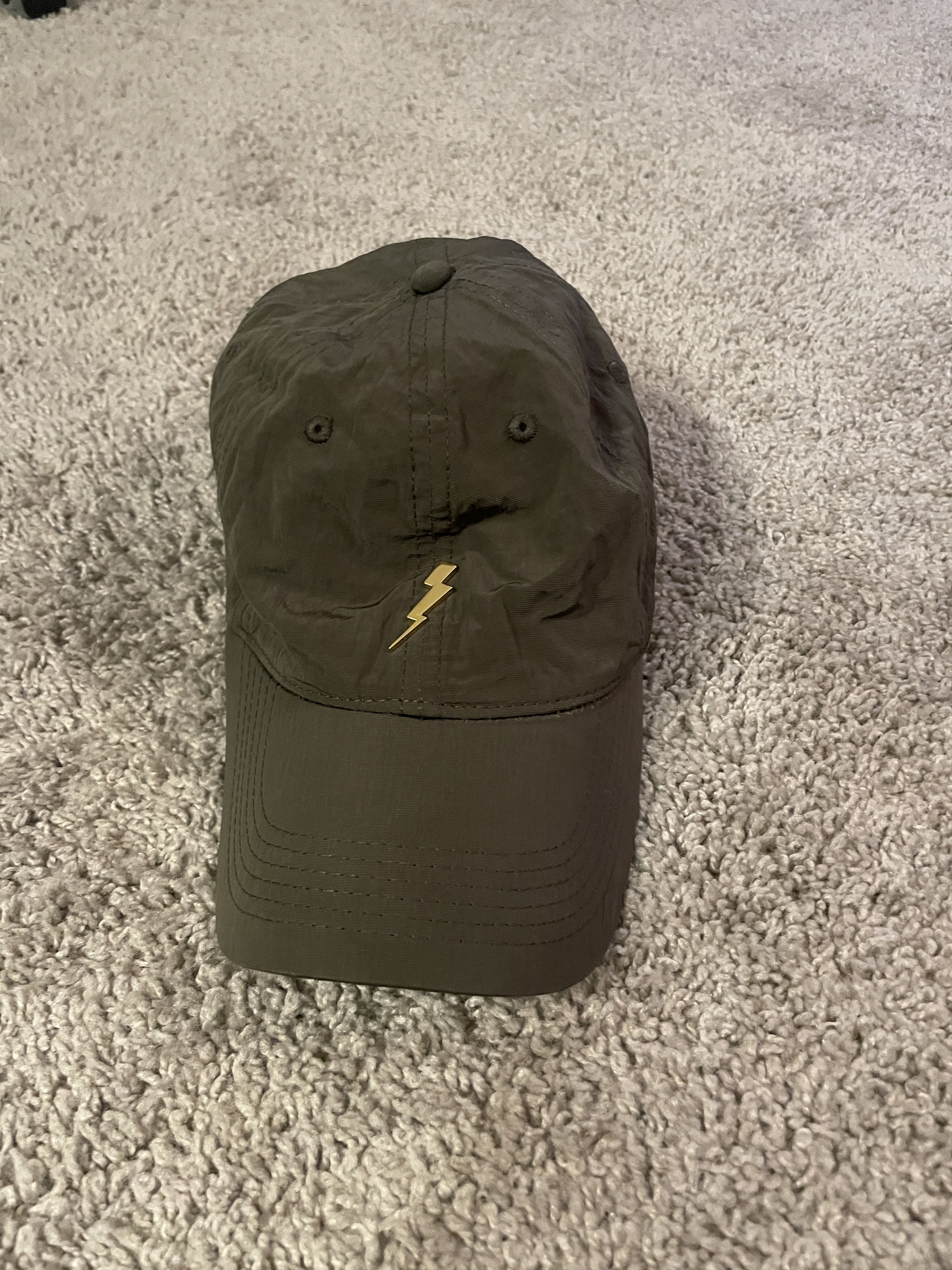 Kith Kith Hat with metal Lightening bolt Size ONE SIZE - 1 Thumbnail