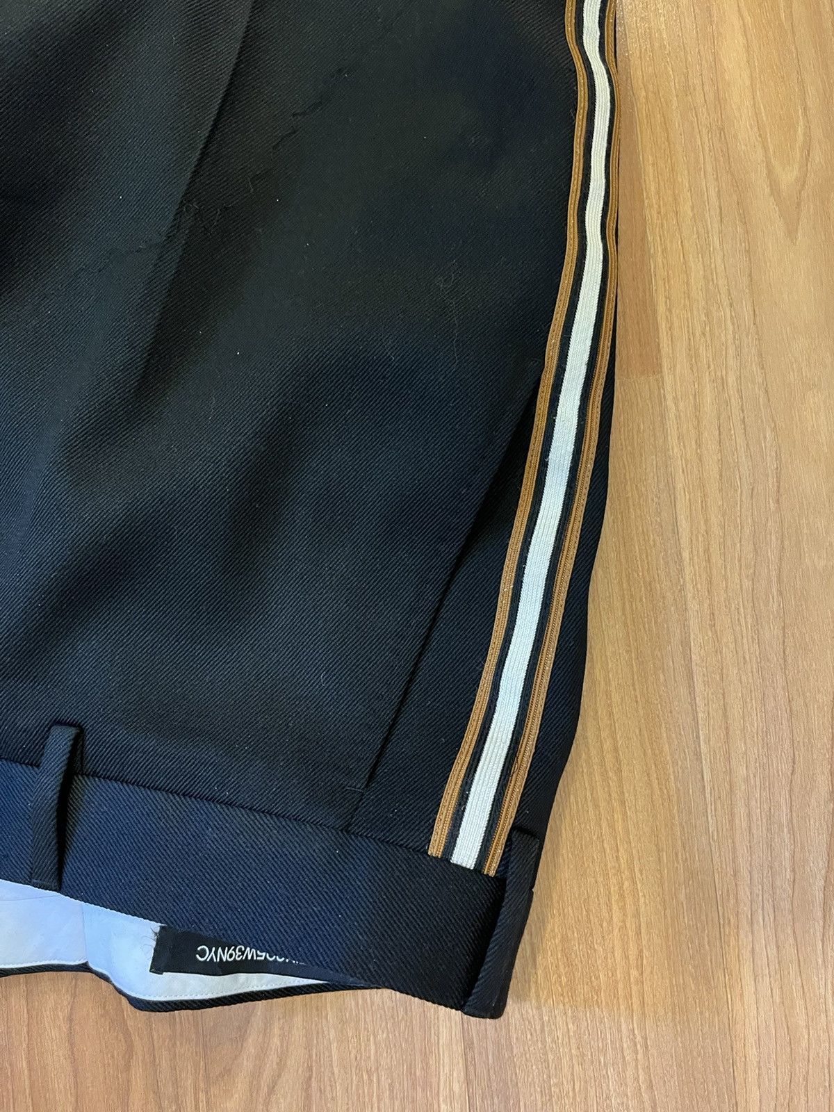 Calvin Klein 205W39NYC Calvin Klein 205W39NYC Gold Stripe Trousers Size US 34 / EU 50 - 5 Thumbnail