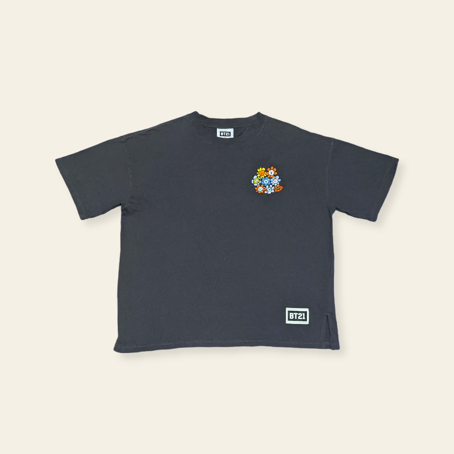 Band Tees × Vintage Korean Group BTS BT21 Embroidered Cartoon T shirt Size US M / EU 48-50 / 2 - 3 Thumbnail