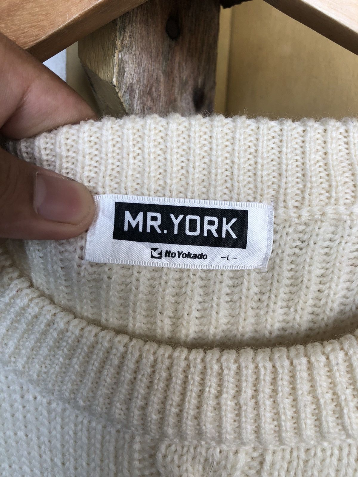 Japanese Brand Vintage Mr. York Patches Polo Knit Sweater Size US L / EU 52-54 / 3 - 11 Thumbnail