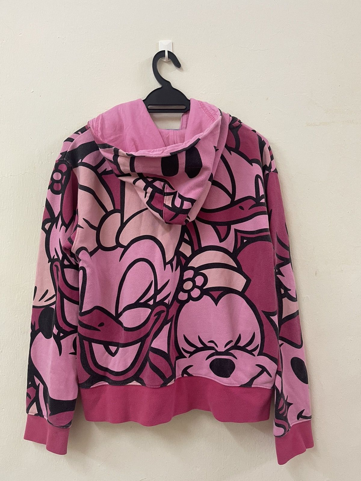 Disney × Japanese Brand × Mickey Inc Very Rare Mickey & Minnie Mouse Overprint Hoodie Size US S / EU 44-46 / 1 - 7 Thumbnail