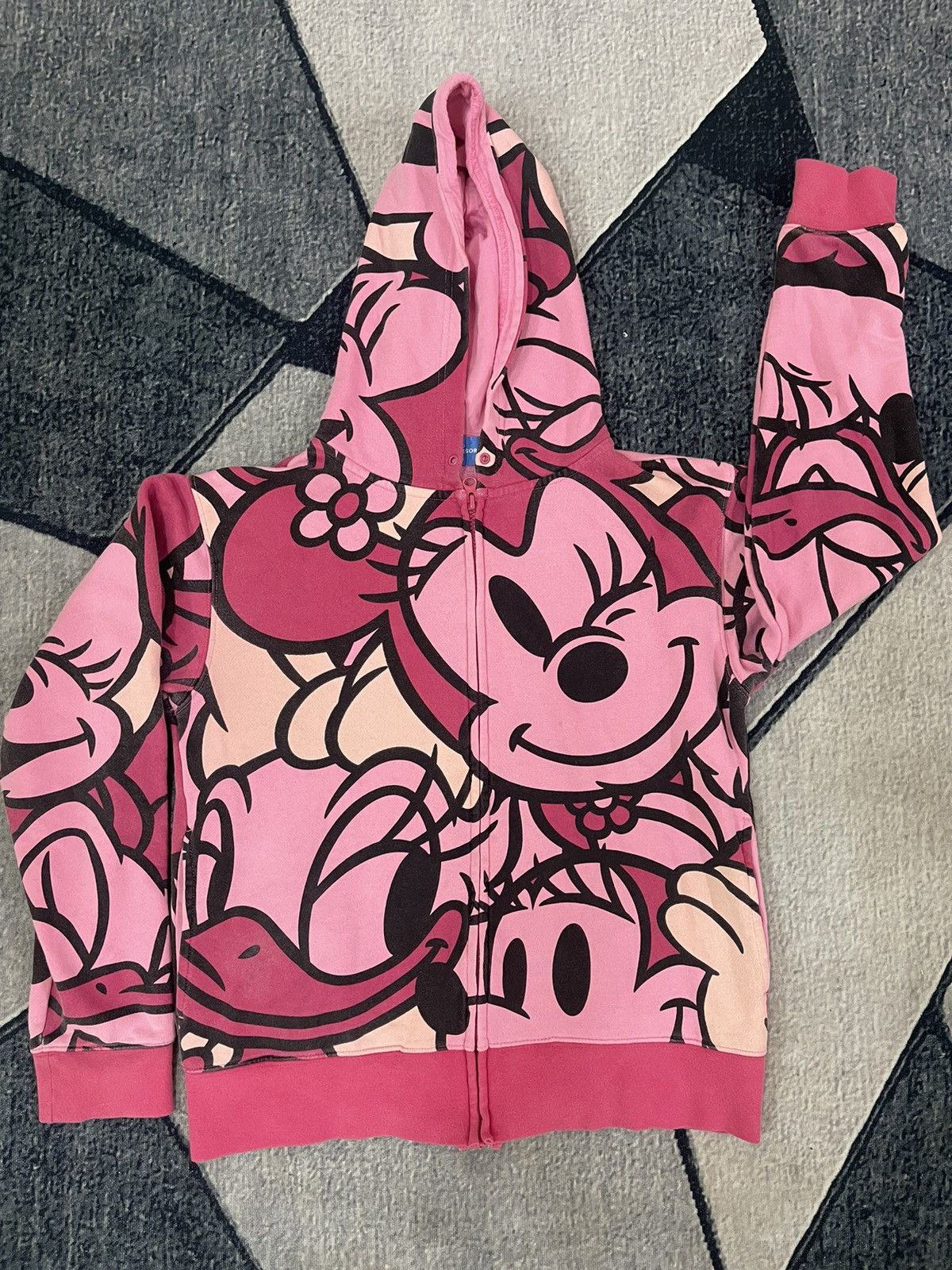 Disney × Japanese Brand × Mickey Inc Very Rare Mickey & Minnie Mouse Overprint Hoodie Size US S / EU 44-46 / 1 - 5 Thumbnail