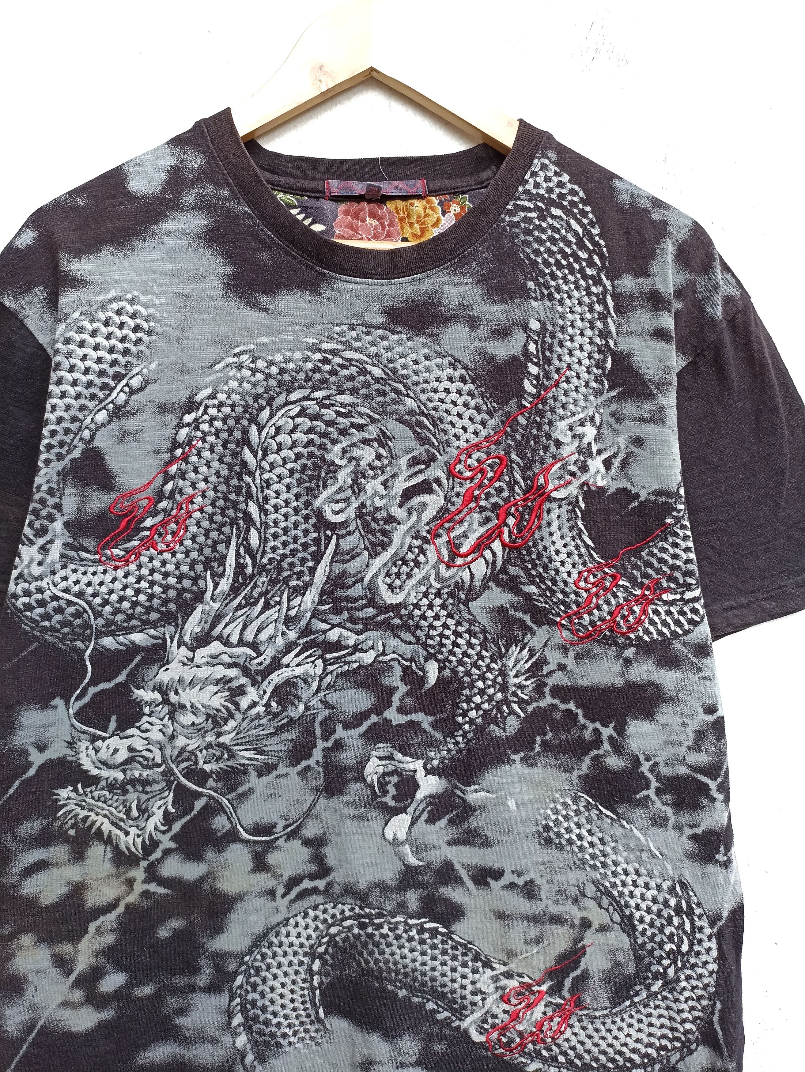 Vintage Vintage Sukajan t shirt dragon Size US L / EU 52-54 / 3 - 2 Thumbnail