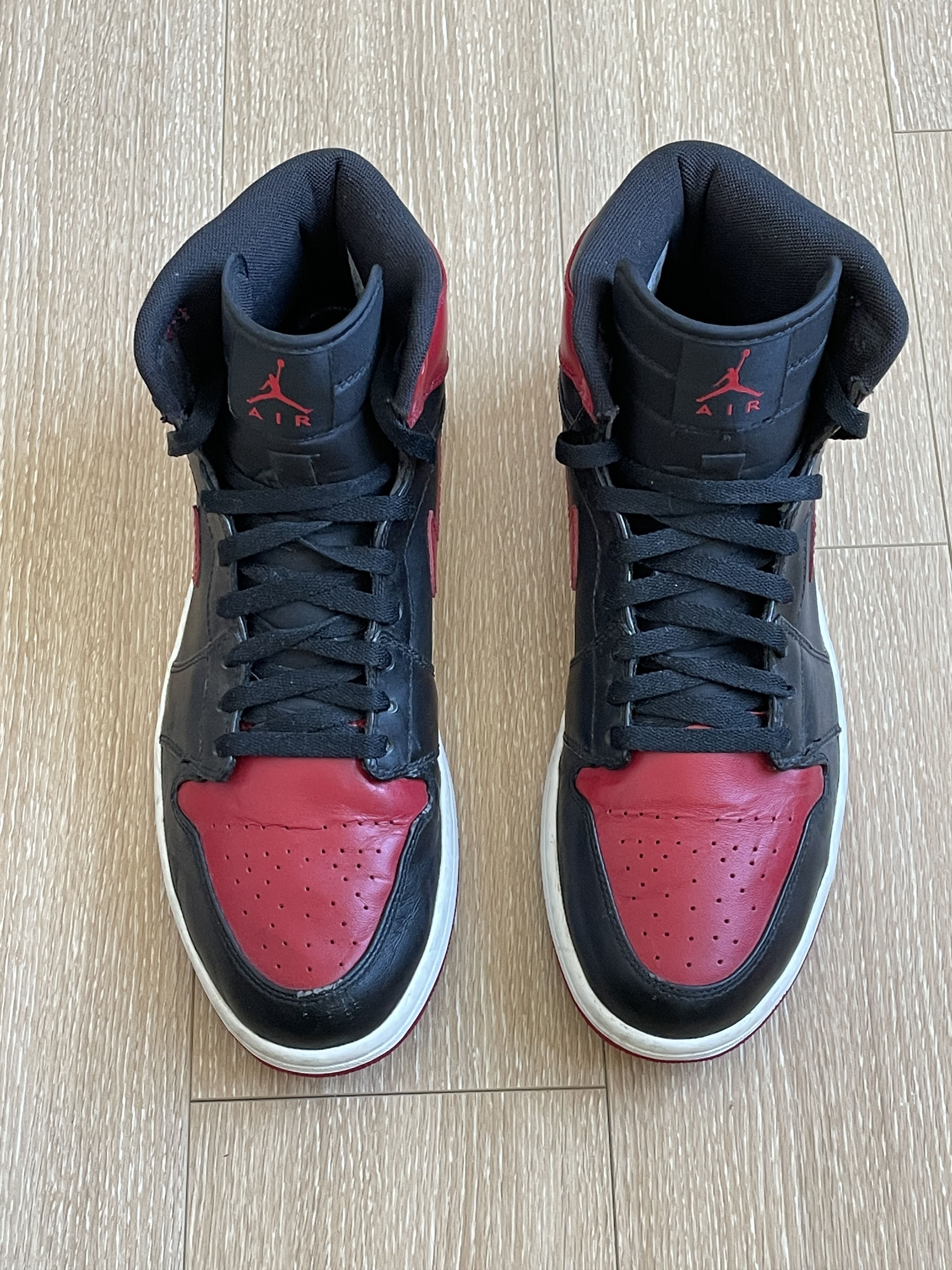 Jordan Brand 2009 Jordan 1 Retro Chicago Bulls-Size 11 Size US 11 / EU 44 - 4 Thumbnail