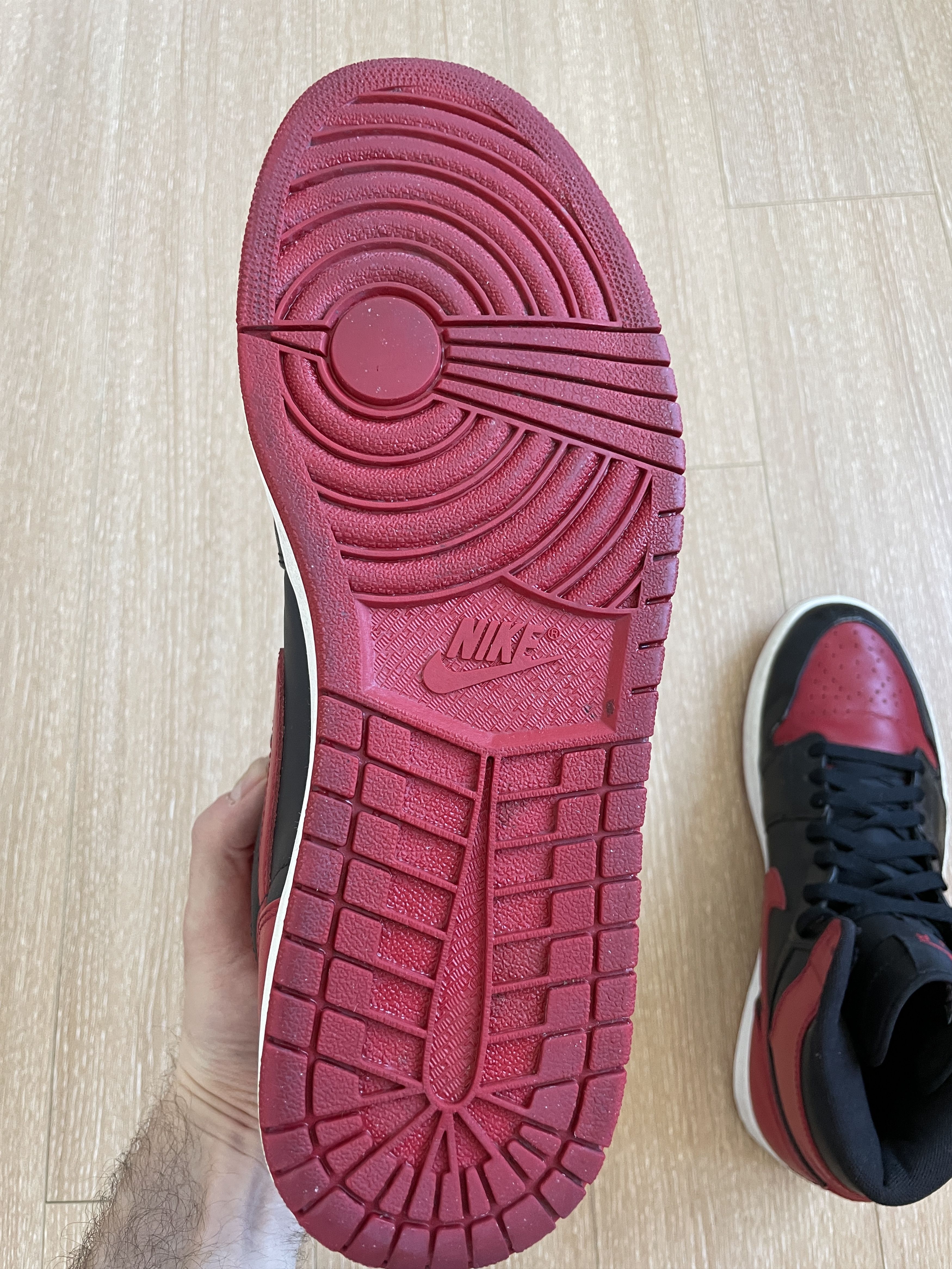 Jordan Brand 2009 Jordan 1 Retro Chicago Bulls-Size 11 Size US 11 / EU 44 - 15 Thumbnail