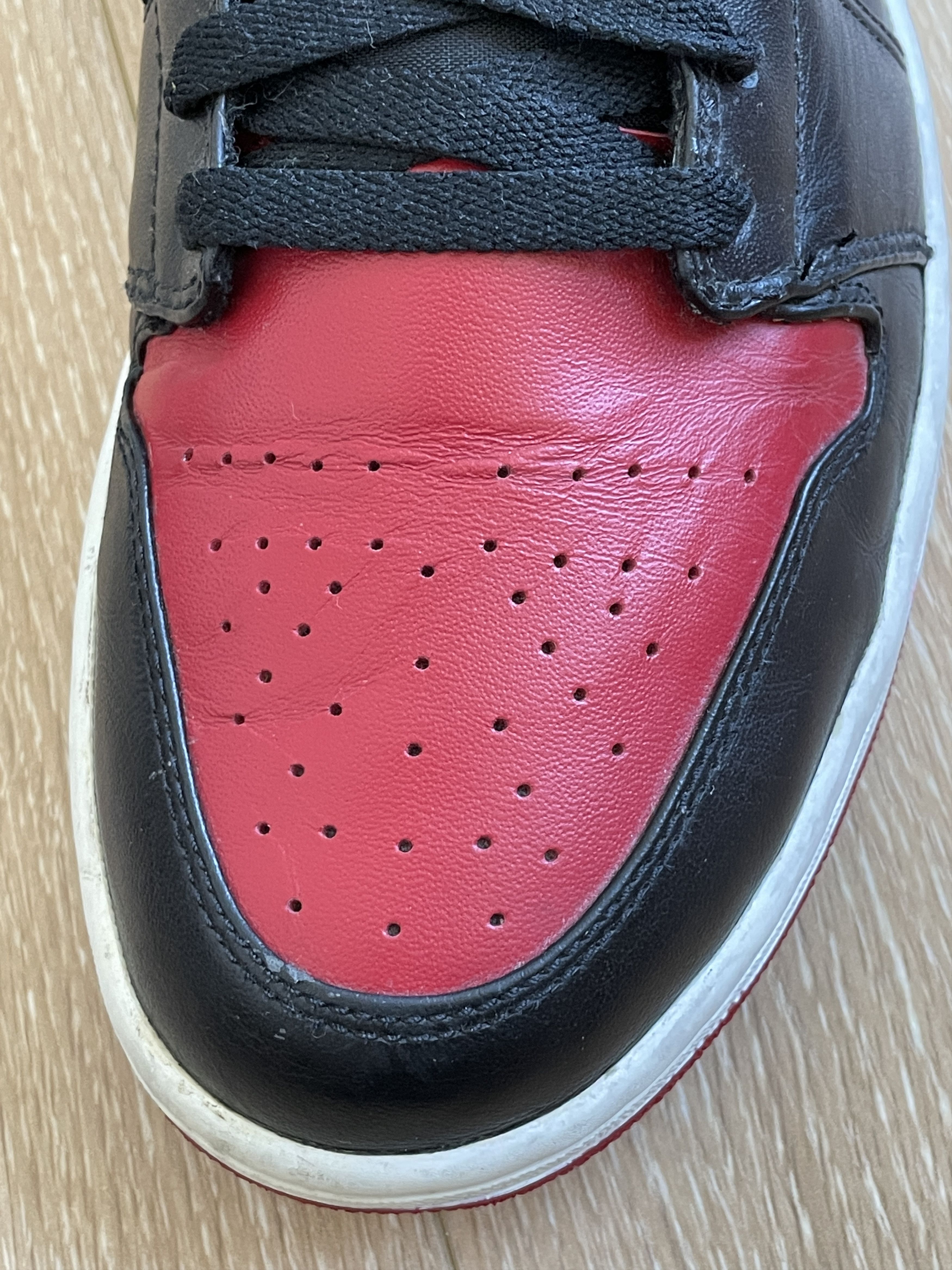 Jordan Brand 2009 Jordan 1 Retro Chicago Bulls-Size 11 Size US 11 / EU 44 - 20 Thumbnail