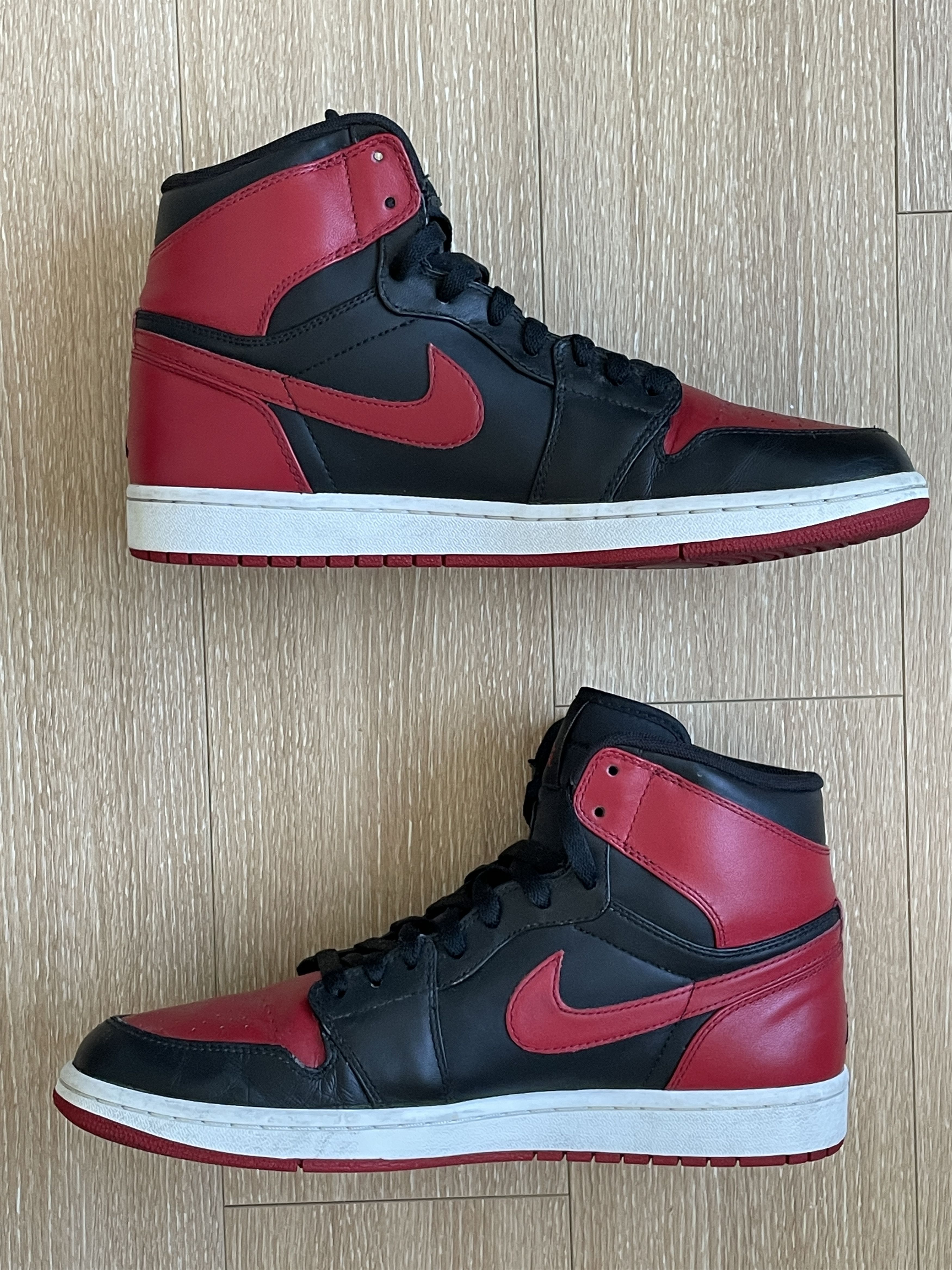Jordan Brand 2009 Jordan 1 Retro Chicago Bulls-Size 11 Size US 11 / EU 44 - 2 Thumbnail