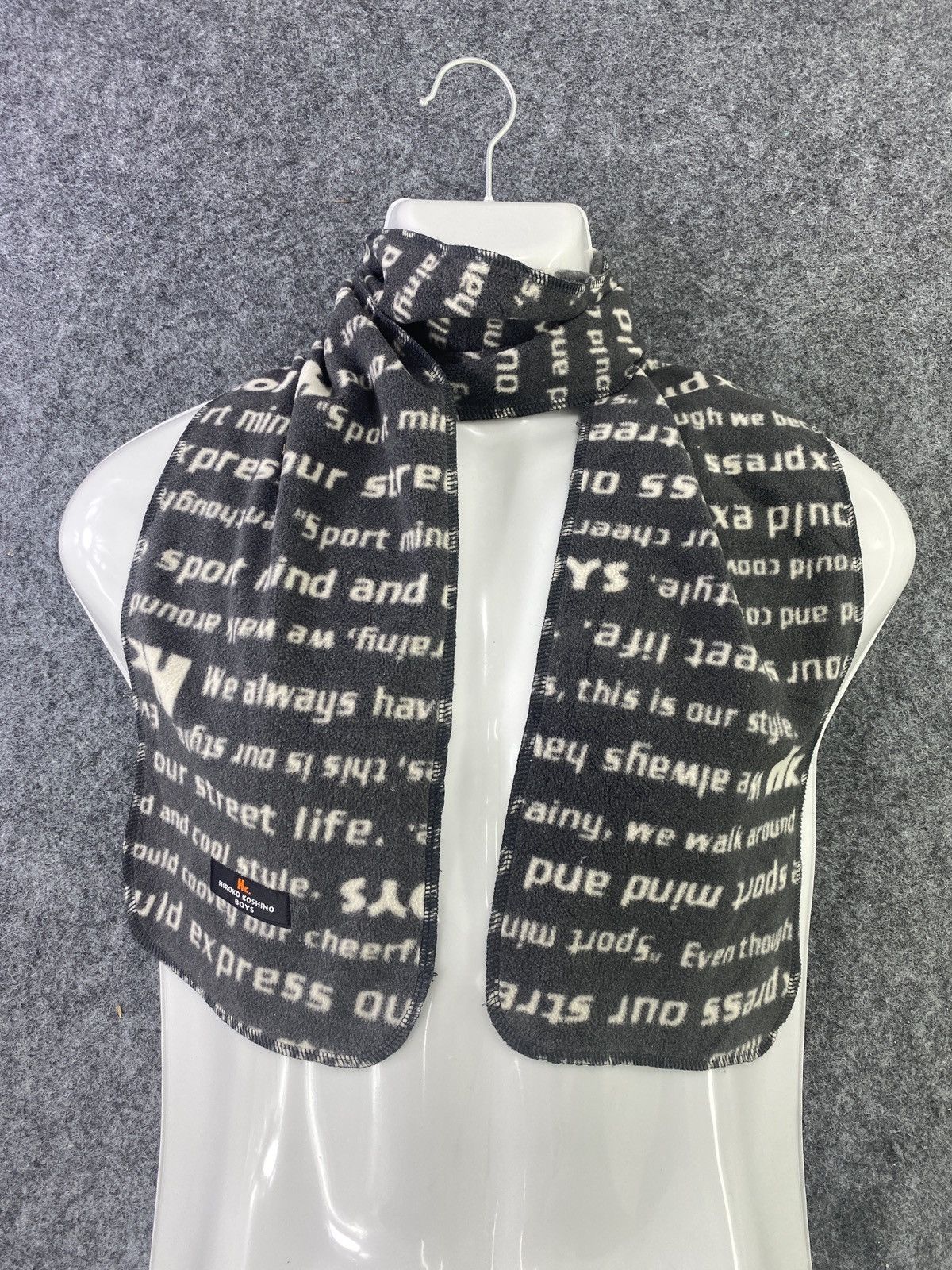 Hiroko Koshino Homme Hiroko Koshino Scarf / Muffler / Neckwear -T446 Size ONE SIZE - 2 Thumbnail