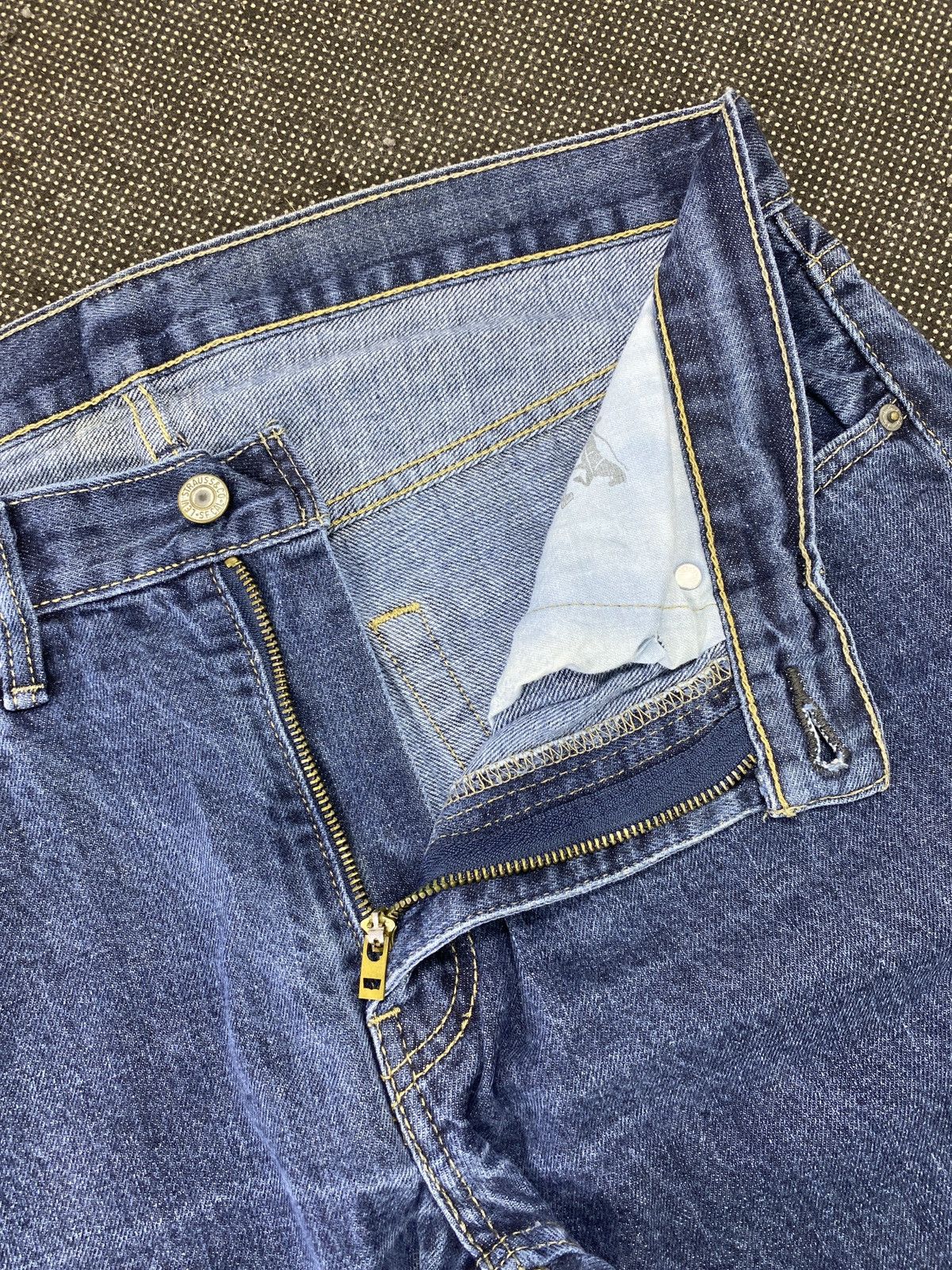 Levi's VINTAGE LEVIS 559 BLUE JEANS -J531 Size US 36 / EU 52 - 5 Thumbnail