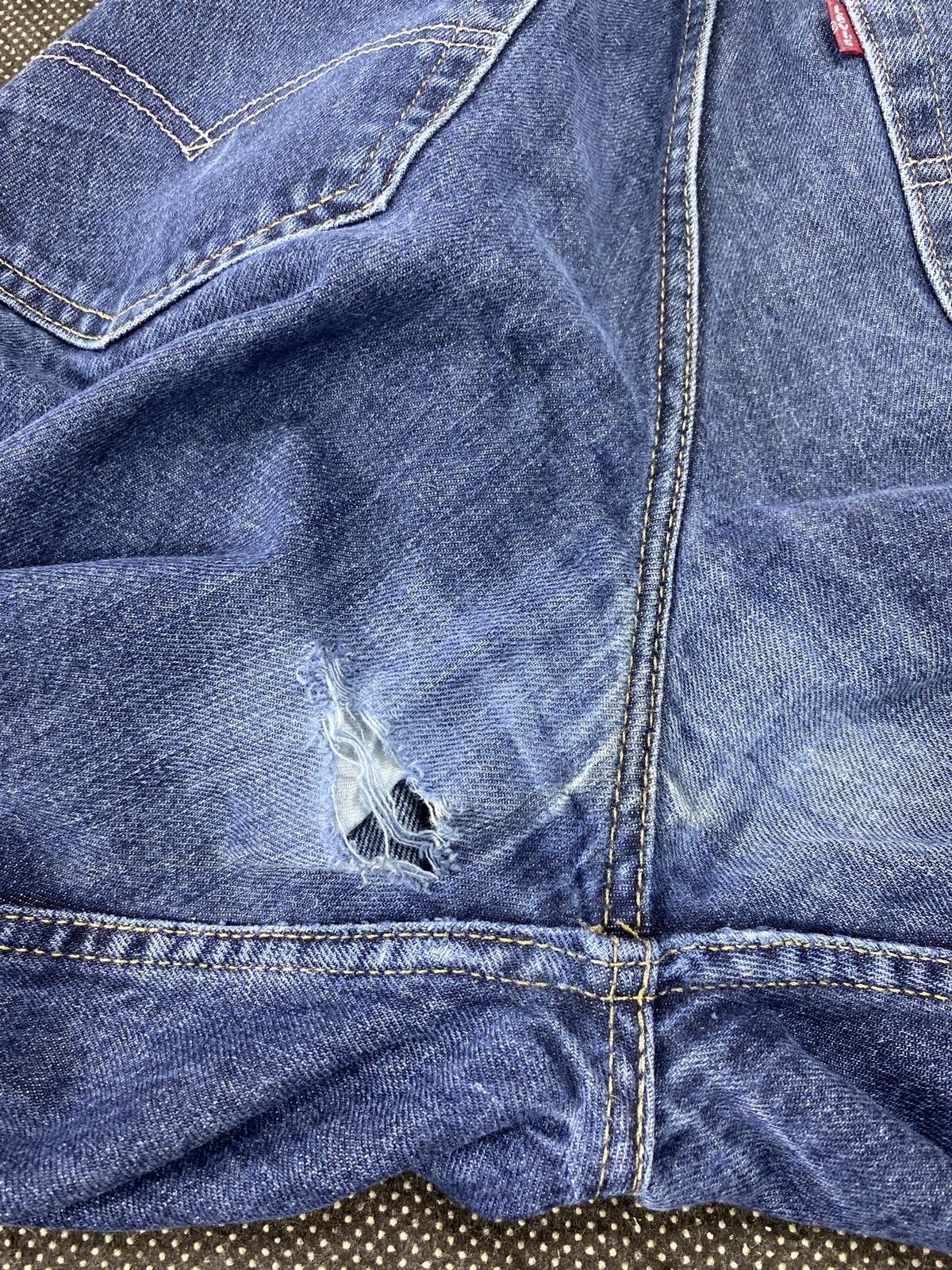 Levi's VINTAGE LEVIS 559 BLUE JEANS -J531 Size US 36 / EU 52 - 10 Thumbnail