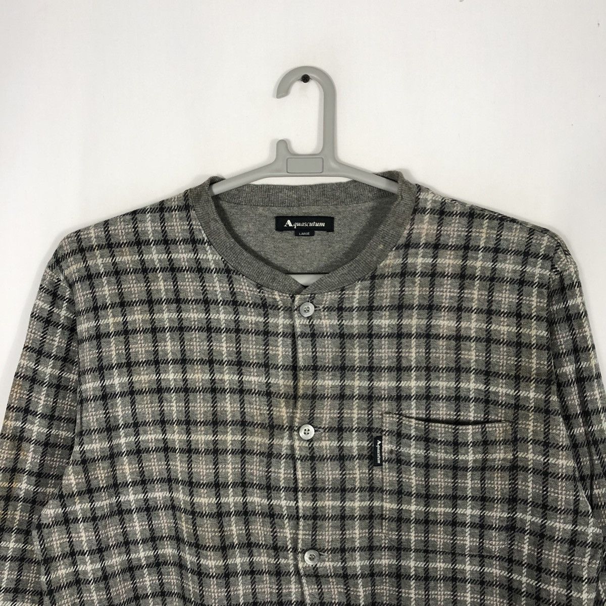 Aquascutum × Japanese Brand 🔥Rare🔥🇯🇵Aquascutum Nice Checkerd Full Buttons Cardigans Size US M / EU 48-50 / 2 - 2 Thumbnail