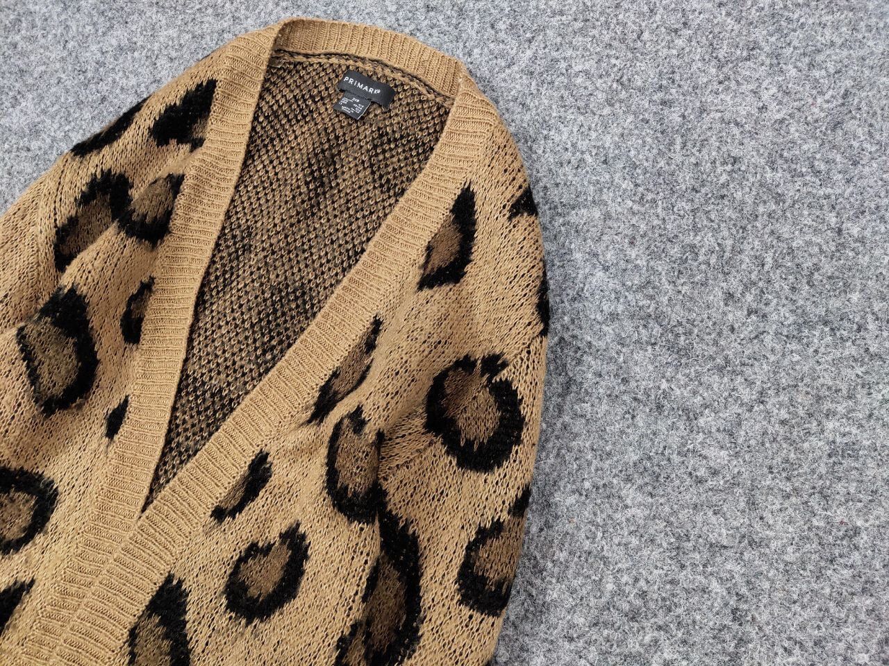Japanese Brand Vintage 90s Japanese Cardigan Mohair Style leopard Pattern Size S / US 4 / IT 40 - 4 Thumbnail