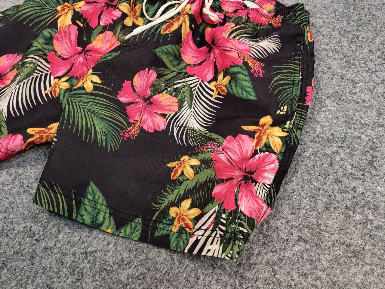 Vintage Vintage 90's Flowers Art Casual Shorts Streetwear Hawaiian Size US 34 / EU 50 - 4 Thumbnail