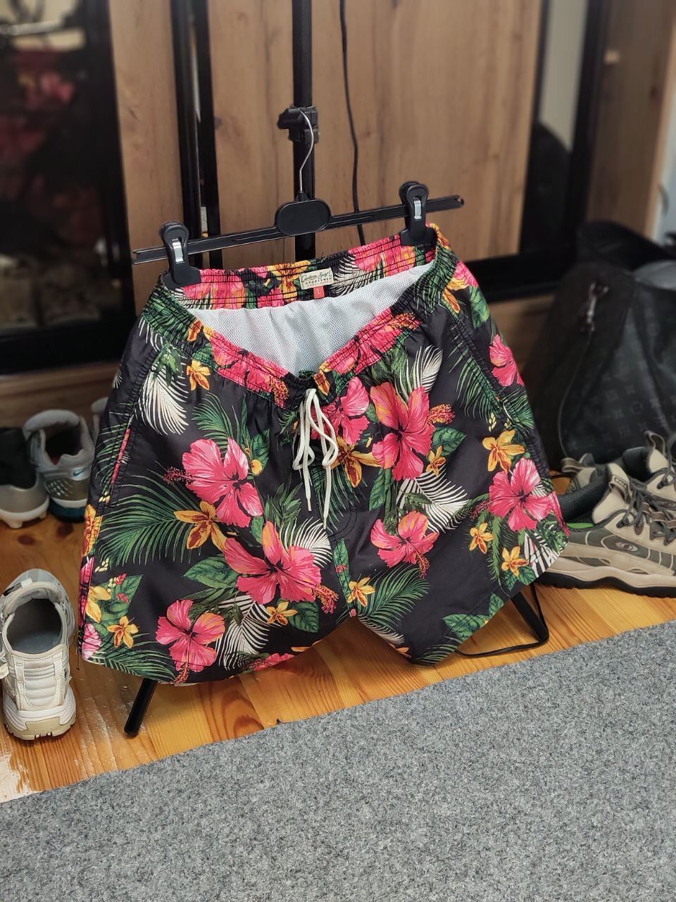 Vintage Vintage 90's Flowers Art Casual Shorts Streetwear Hawaiian Size US 34 / EU 50 - 15 Thumbnail