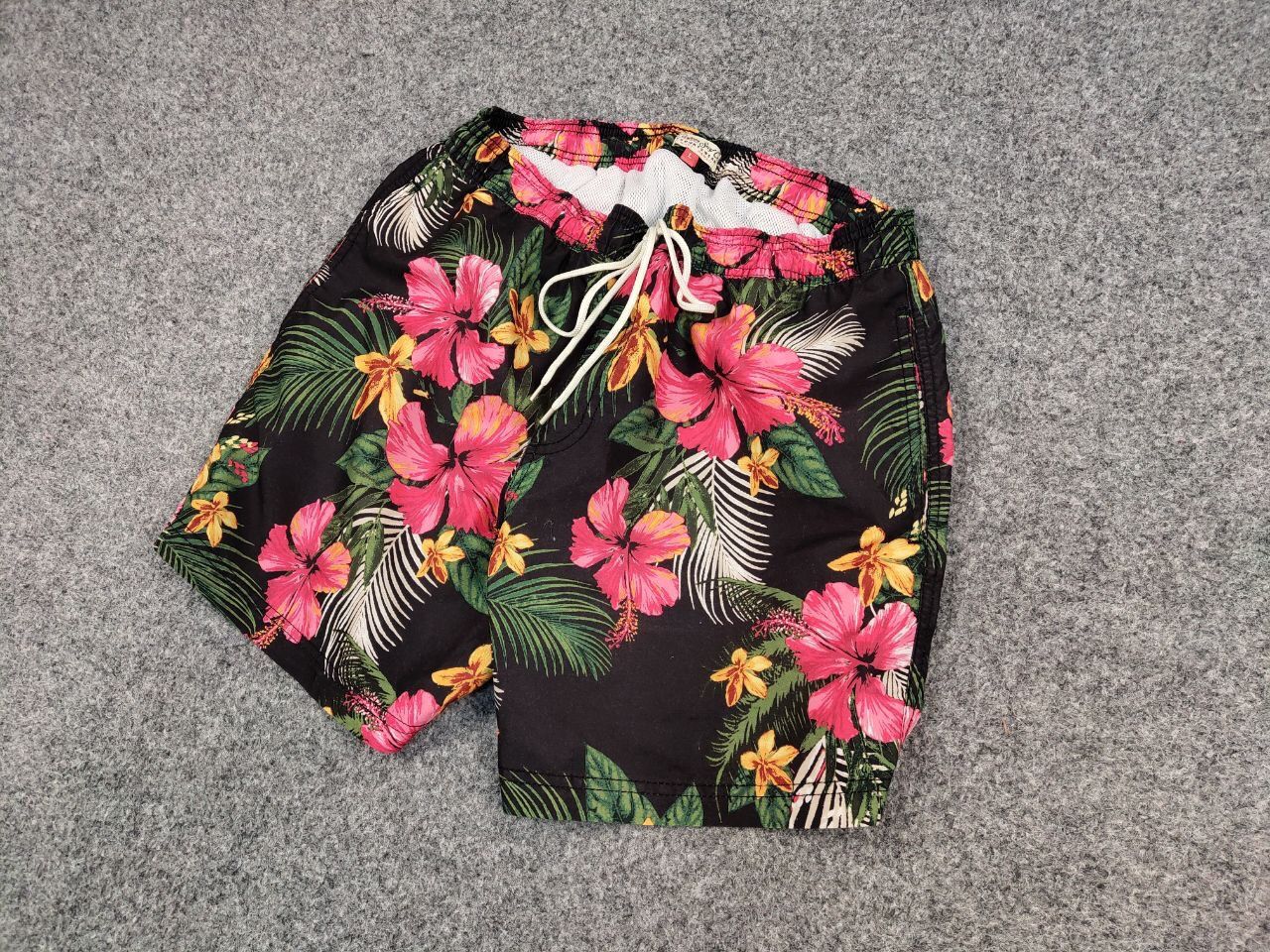 Vintage Vintage 90's Flowers Art Casual Shorts Streetwear Hawaiian Size US 34 / EU 50 - 3 Thumbnail