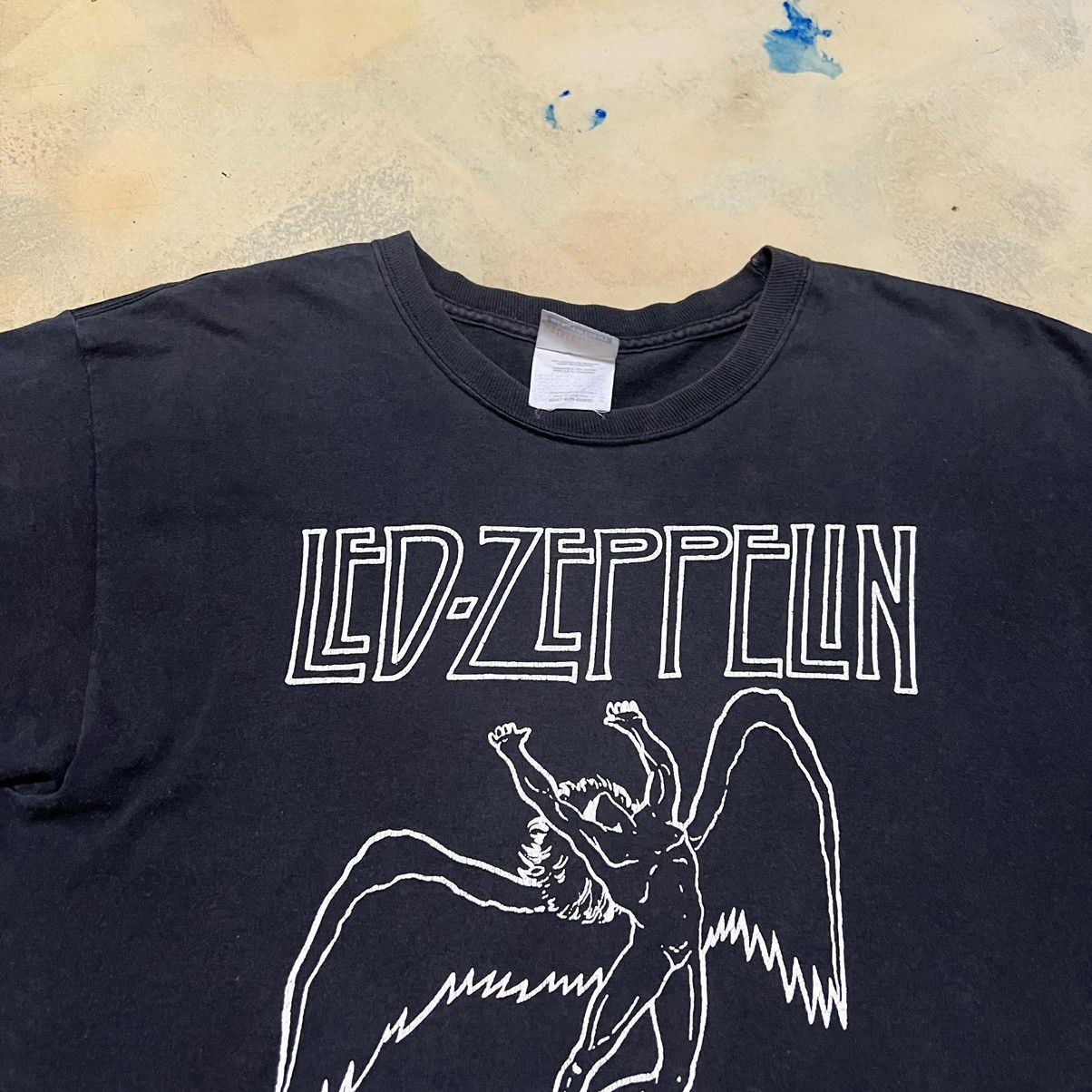 Band Tees × Led Zeppelin Vintage Led Zeppelin Big Logo World Tour T Shirt Size US M / EU 48-50 / 2 - 10 Thumbnail