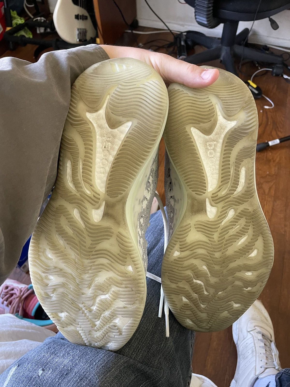 Adidas Yeezy 380 Alien Size US 12 / EU 45 - 11 Thumbnail