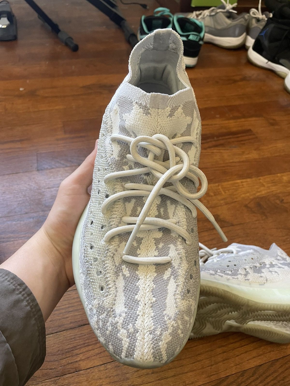 Adidas Yeezy 380 Alien Size US 12 / EU 45 - 3 Thumbnail