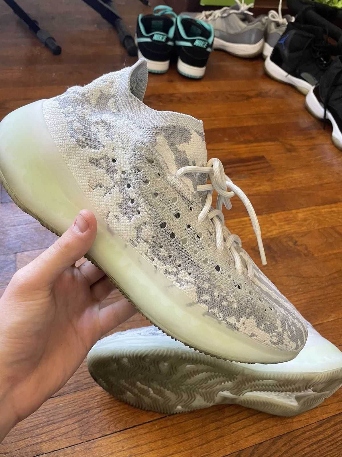 Adidas Yeezy 380 Alien Size US 12 / EU 45 - 2 Thumbnail