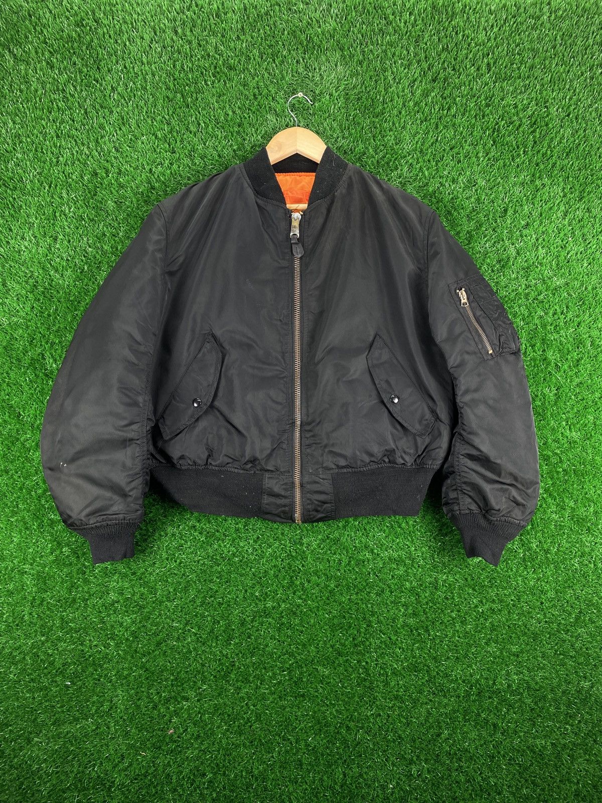 ゾ*郎様 80s alpha reversible ma-1 flight ja ALPHA INDUSTRIES Reversible Flight MA-1 Bomber Jacket Silver