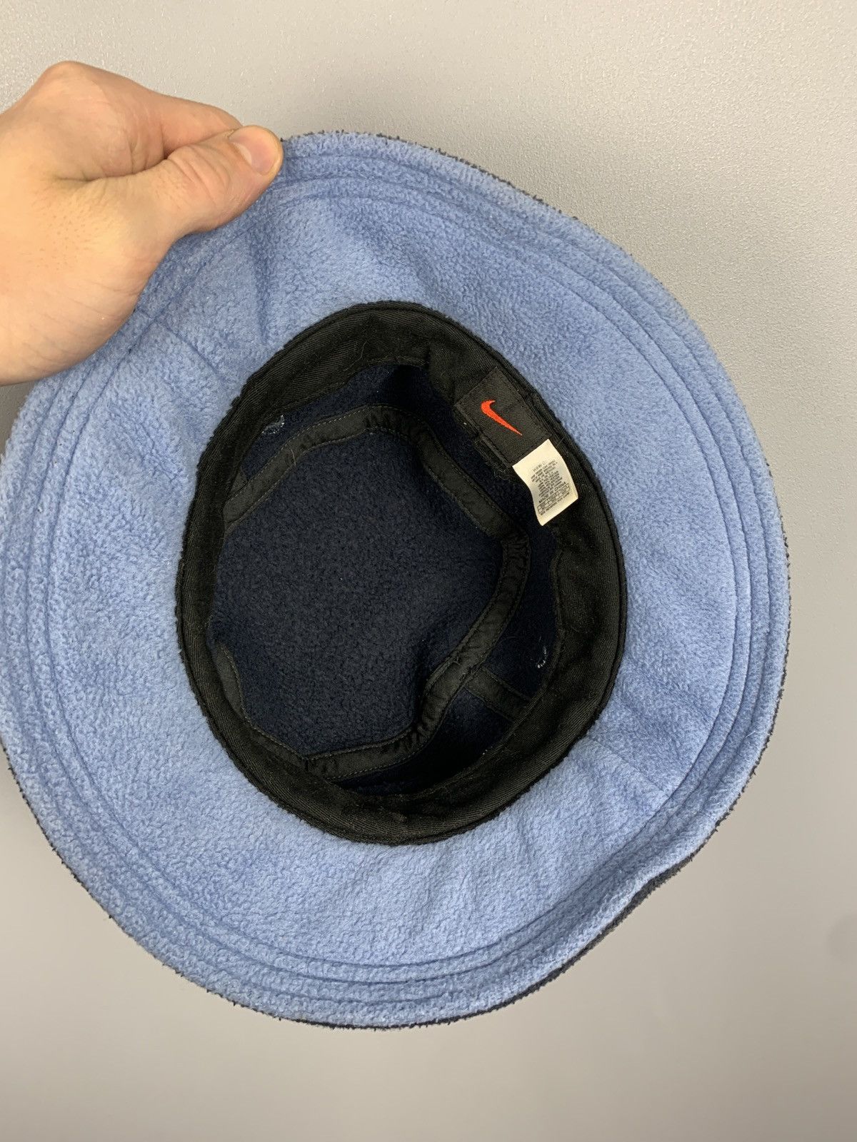 Nike Vintage Nike Fleece Bucket Hat Cap Warm Winter Size ONE SIZE - 3 Thumbnail