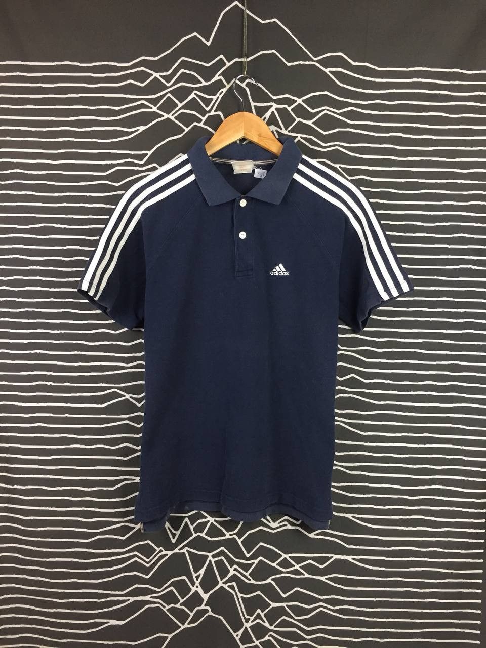 Adidas Adidas Original Embriodered Logo 3-Stripes Polo Tee Size US L / EU 52-54 / 3 - 1 Thumbnail