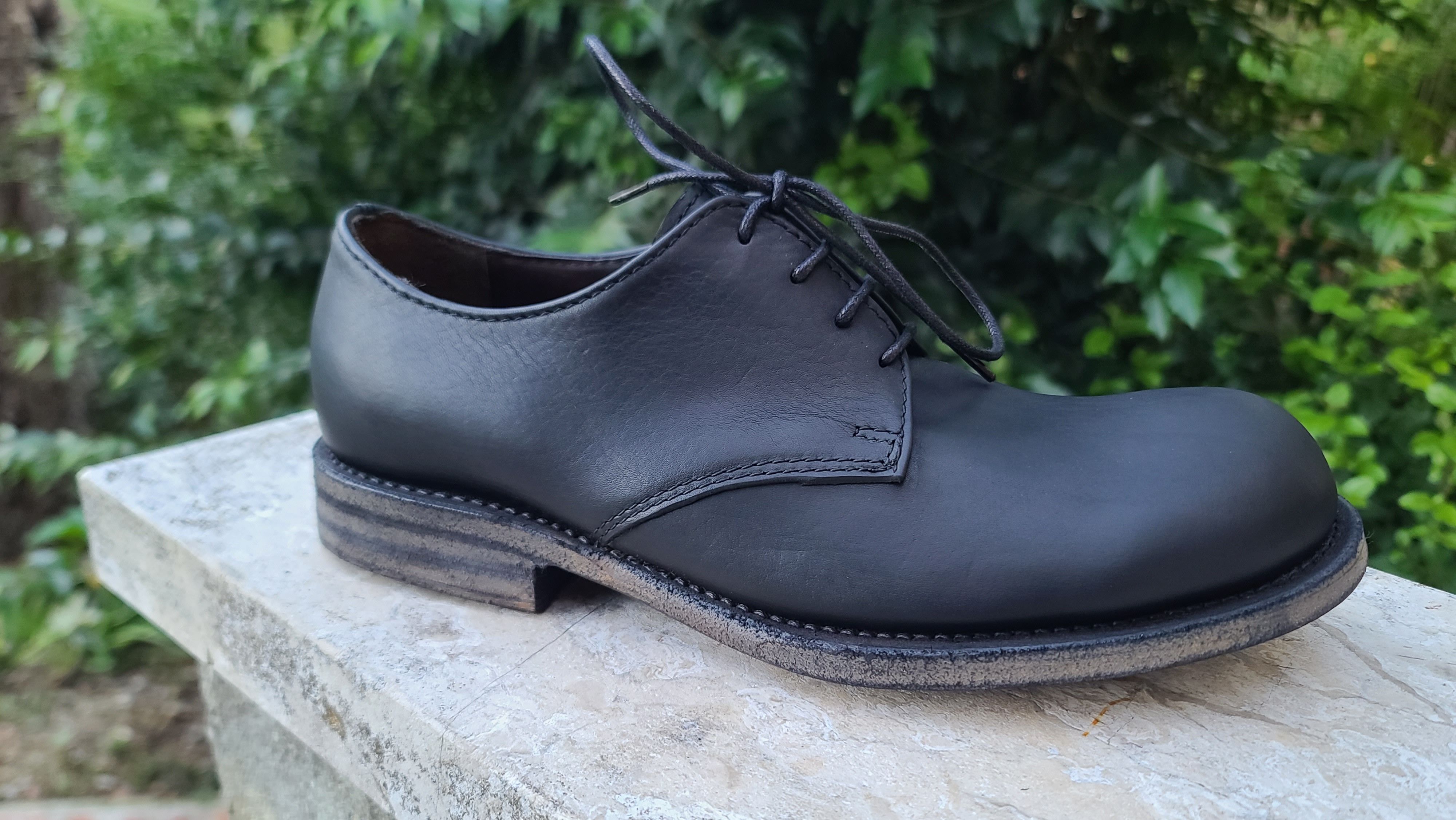 Casual leather derbies