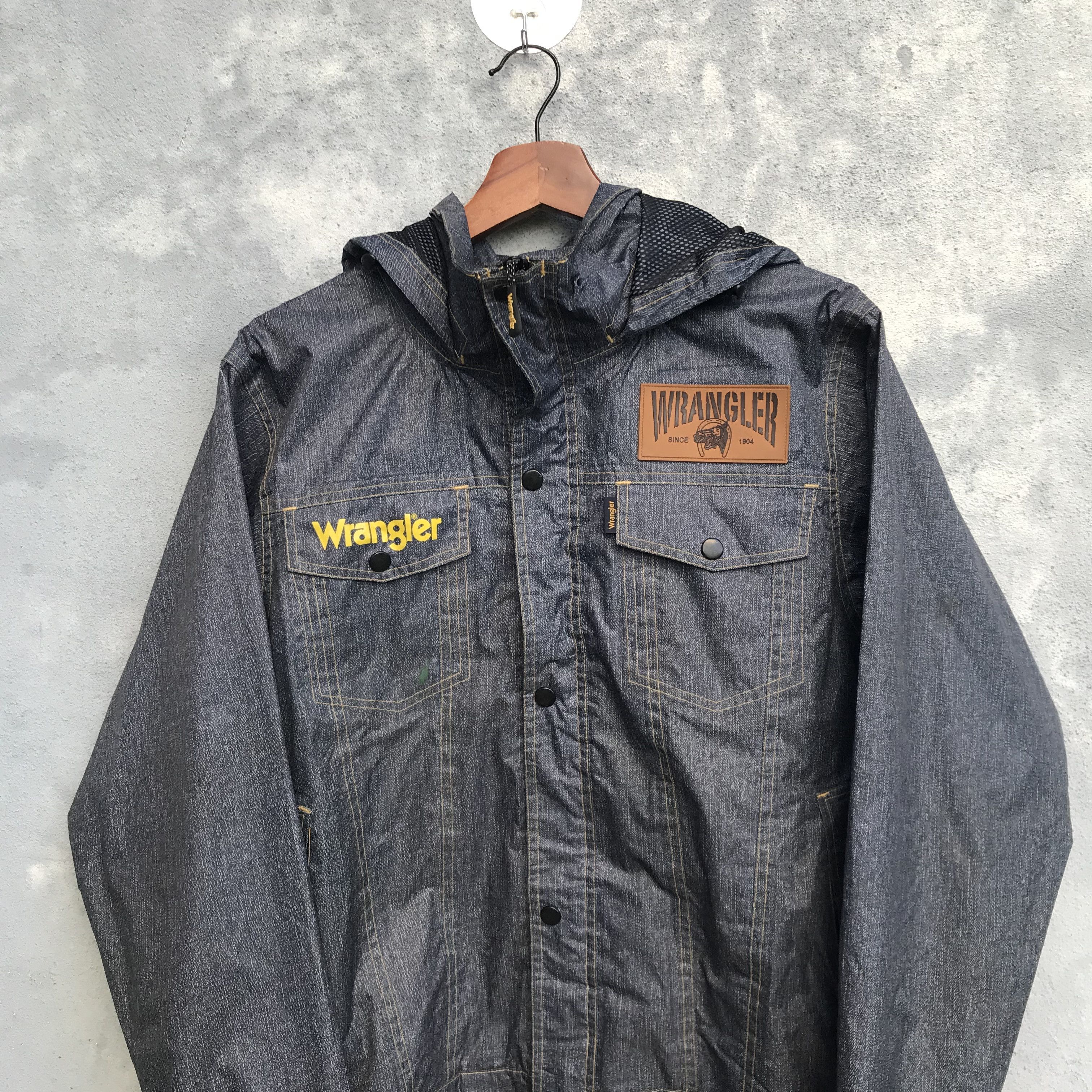 Wrangler Wrangler nylon jumper pullover hoodie light jacket Size US M / EU 48-50 / 2 - 2 Thumbnail