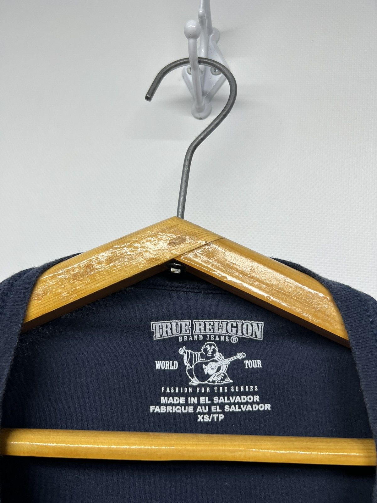 True Religion Vintage Y2k True Religion Big Logo T-Shirt 00’s Size XS / US 0-2 / IT 36-38 - 4 Thumbnail