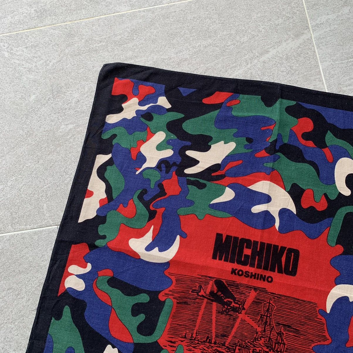 Michiko Koshino × Michiko Koshino London MICHIKO KOSHINO handkerchief bandana handky camo design Size ONE SIZE - 6 Thumbnail