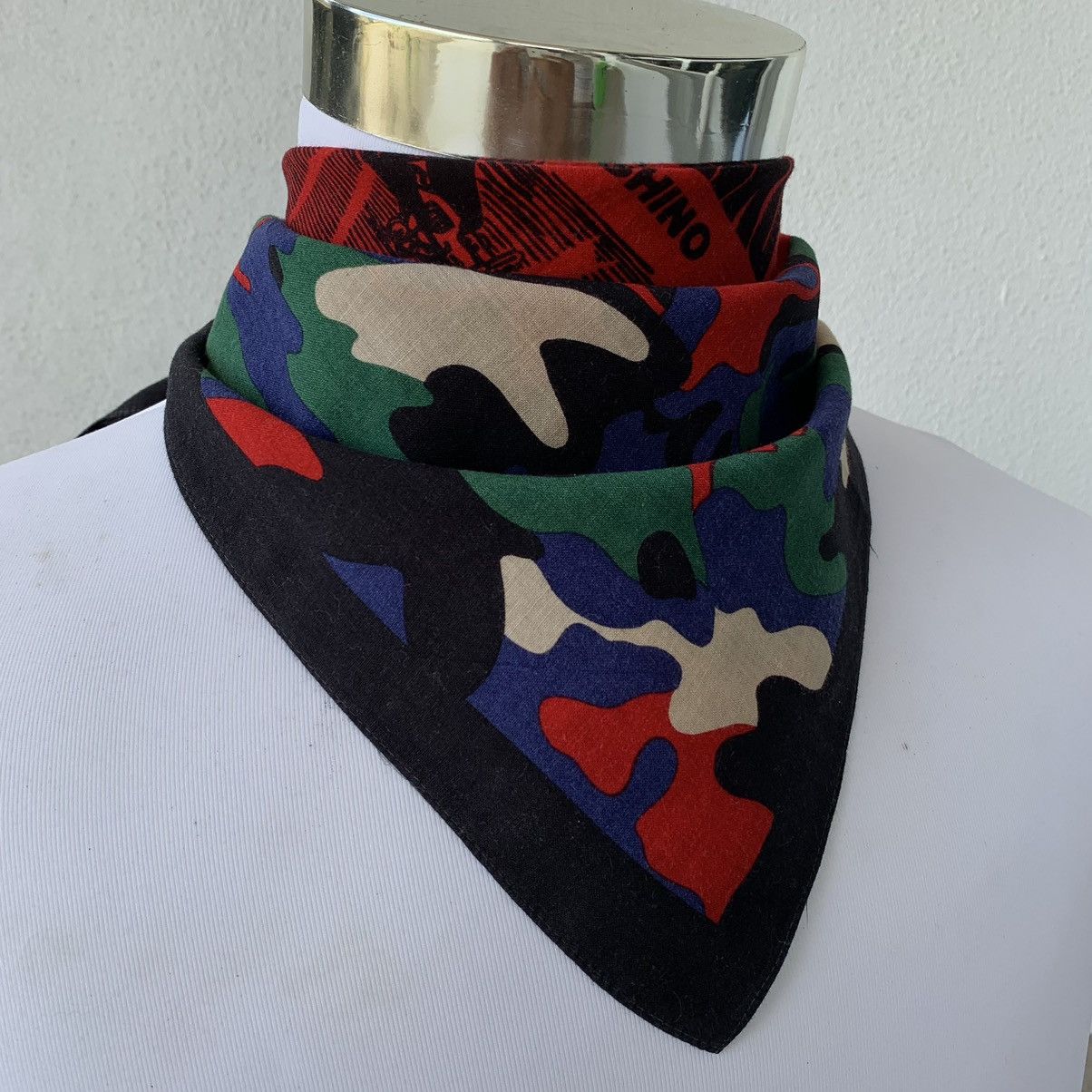 Michiko Koshino × Michiko Koshino London MICHIKO KOSHINO handkerchief bandana handky camo design Size ONE SIZE - 3 Thumbnail