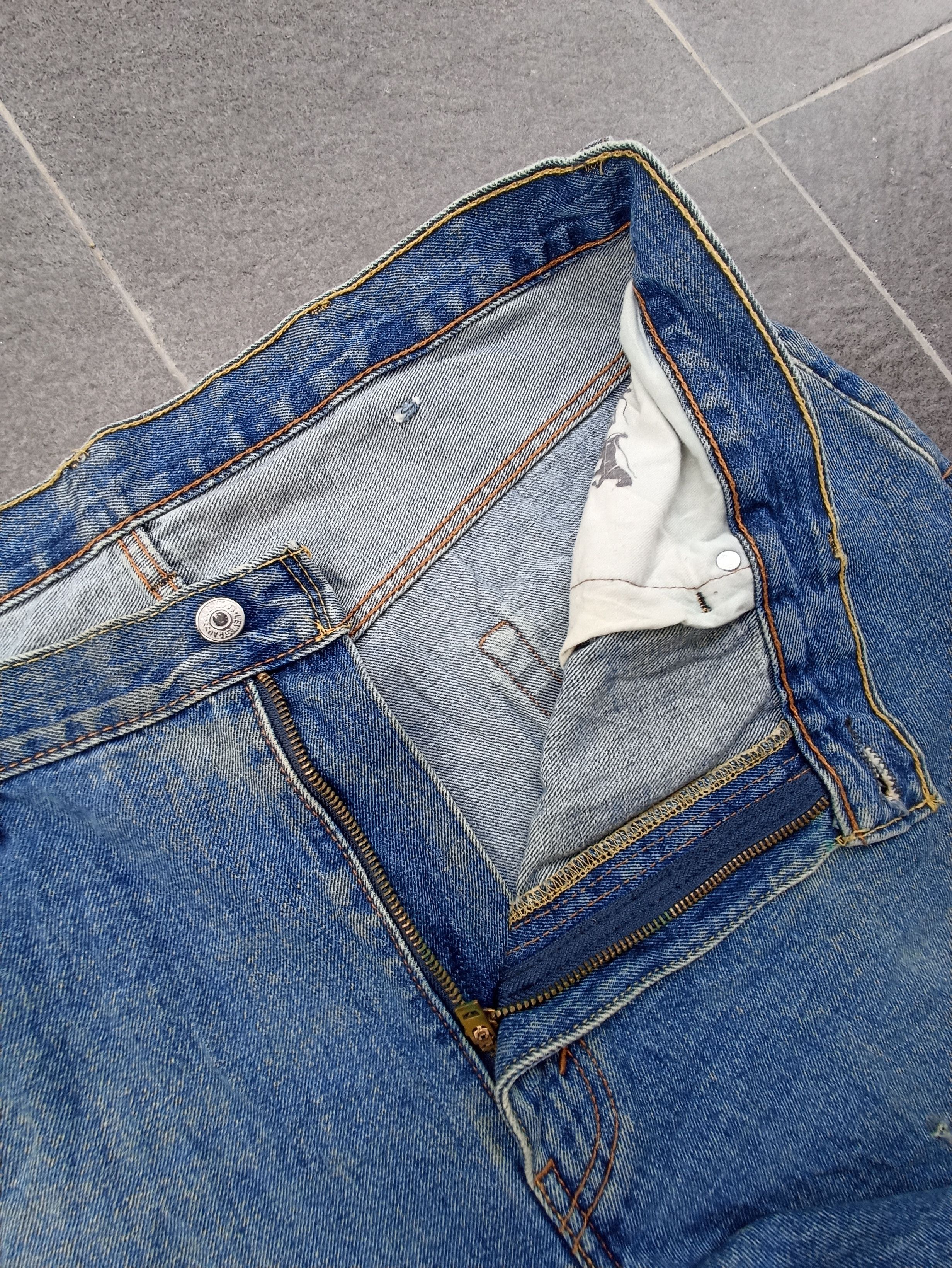 Jean × Levi's × Vintage Vintage Levis 550 Blue Wash Jeans - J220 Size US 40 / EU 56 - 3 Thumbnail