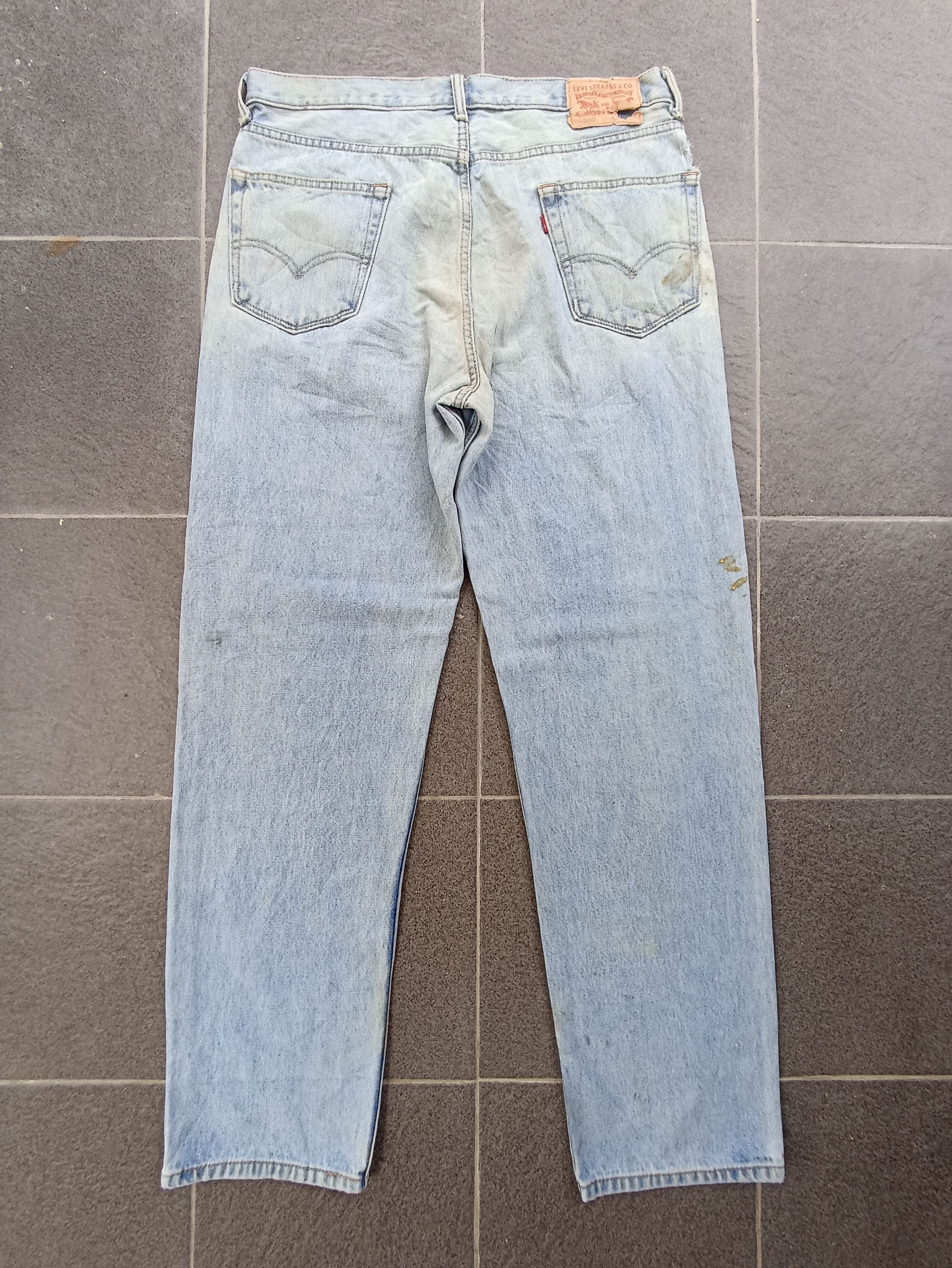Jean × Levi's × Vintage Vintage Levis 550 Distress Blue Wash Jeans - J221 Size US 37 - 2 Thumbnail
